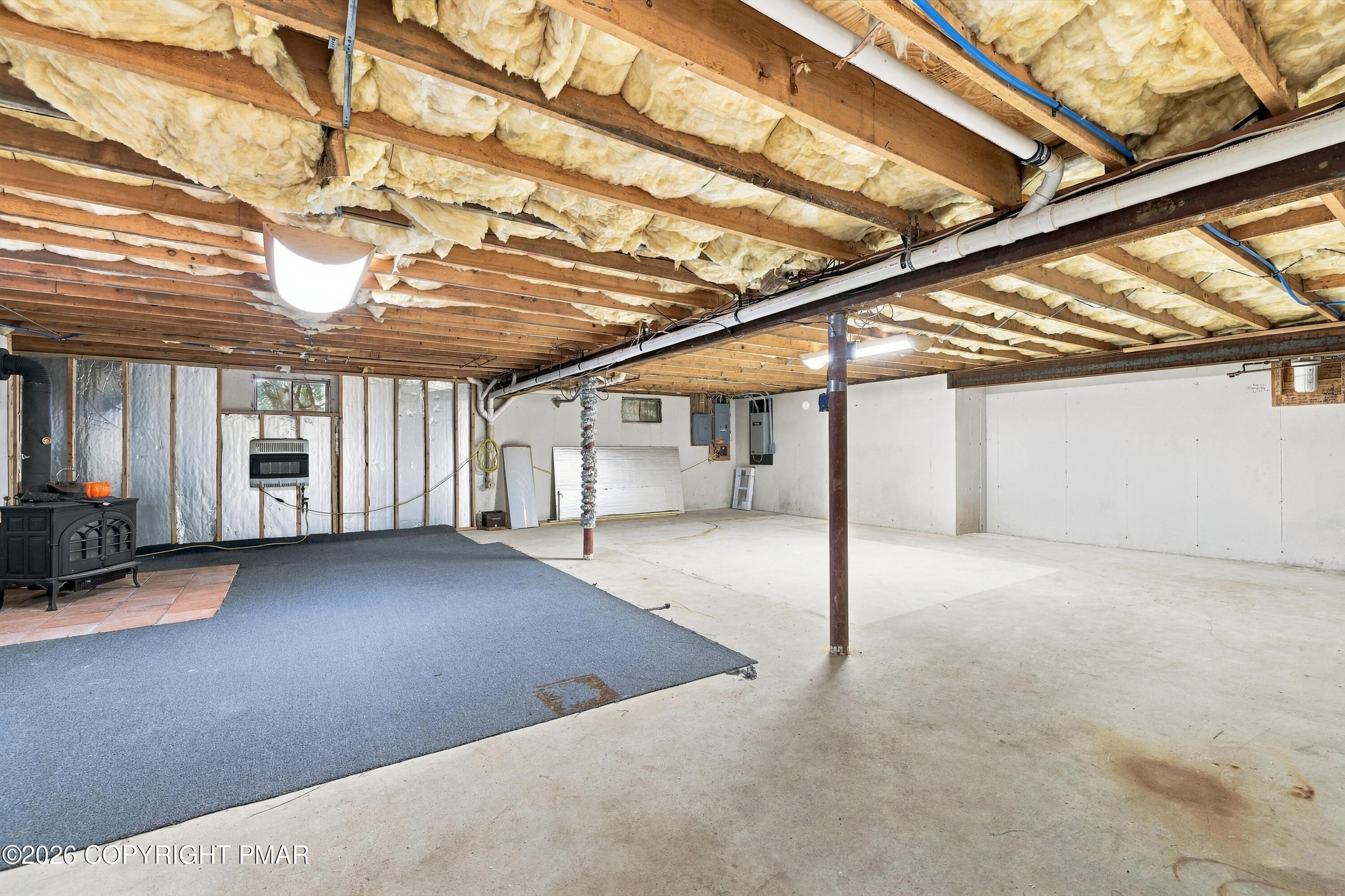 1916 Fawn Lane Property Photo 28
