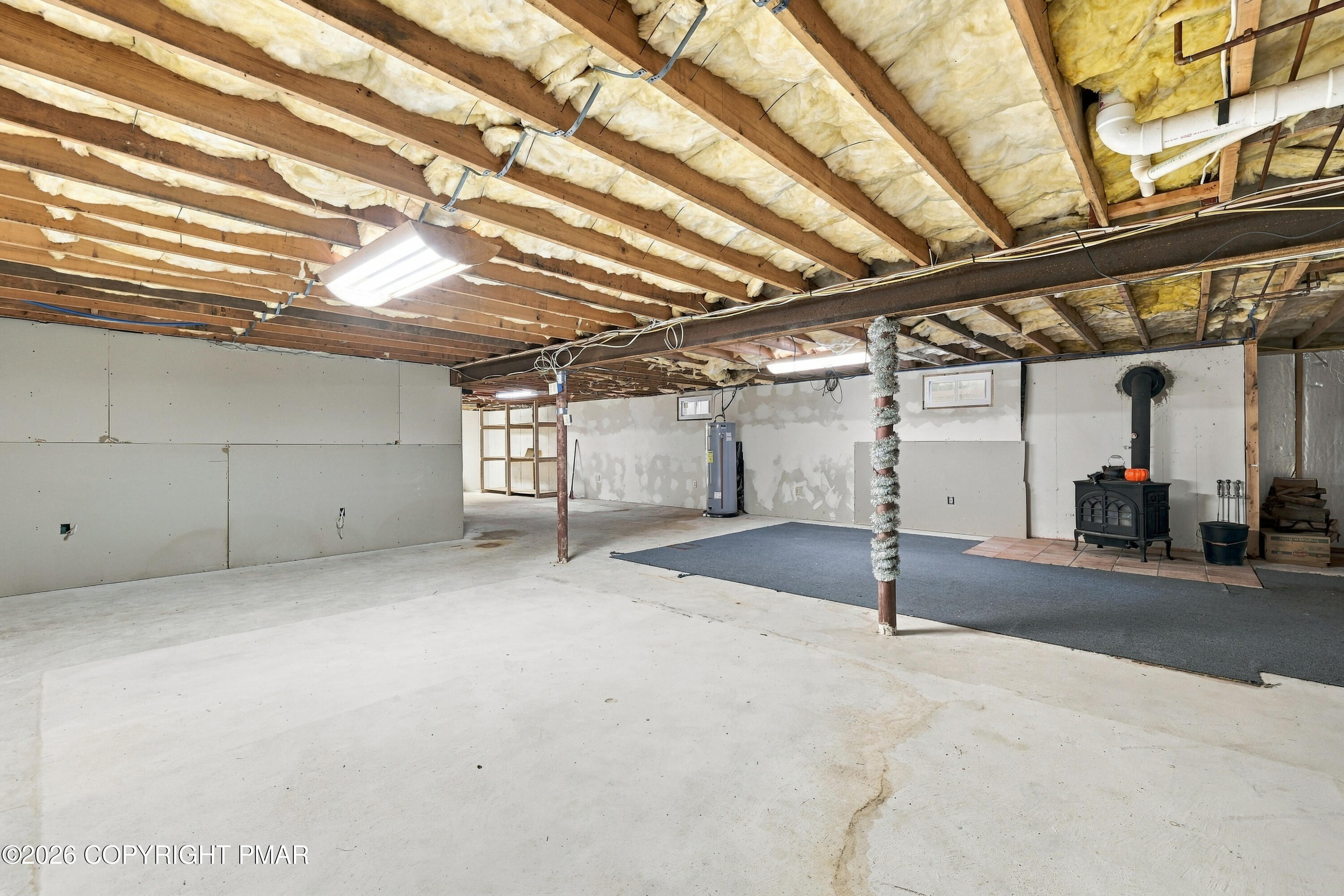 1916 Fawn Lane Property Photo 29