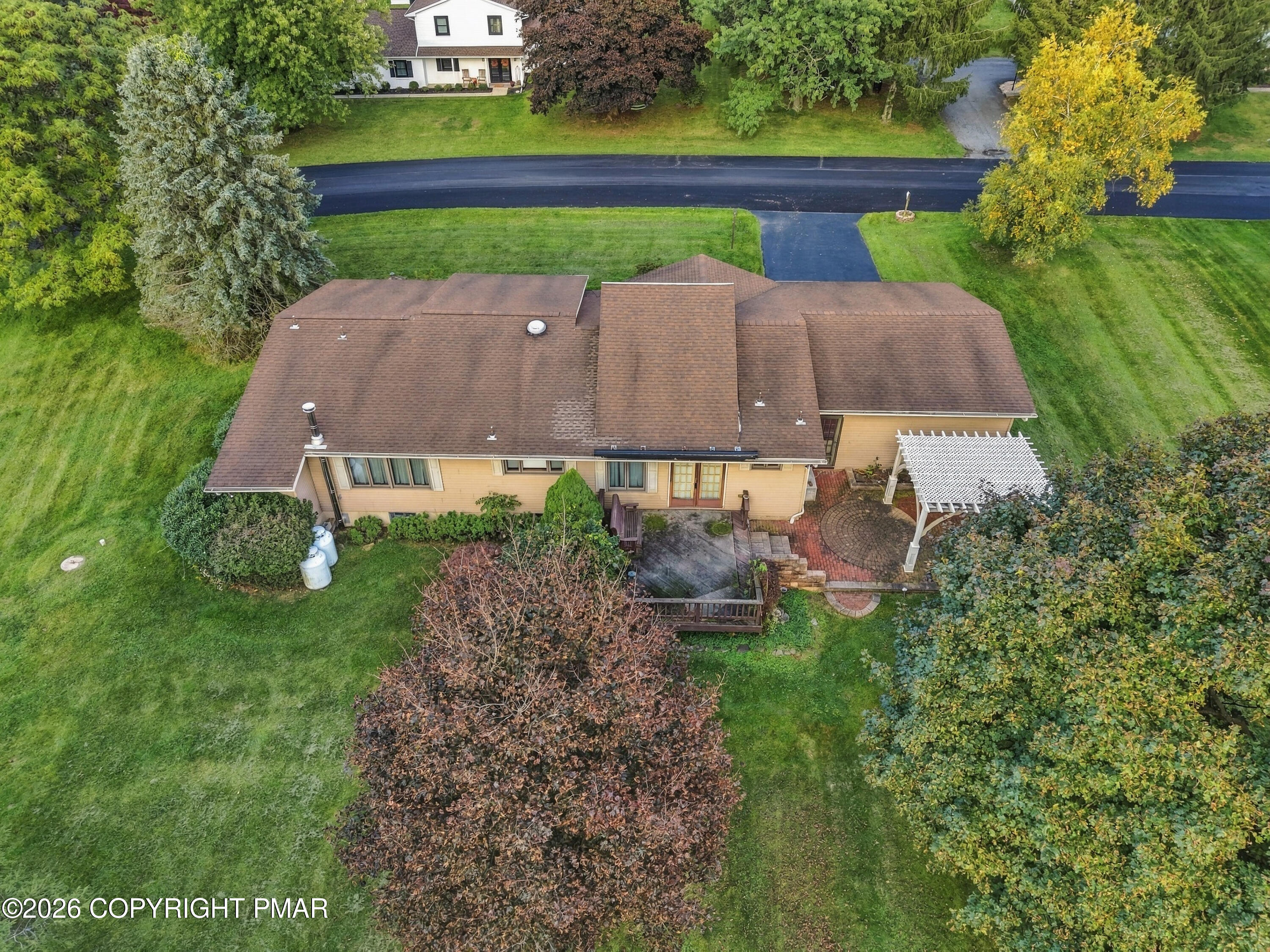 1916 Fawn Lane Property Photo 42