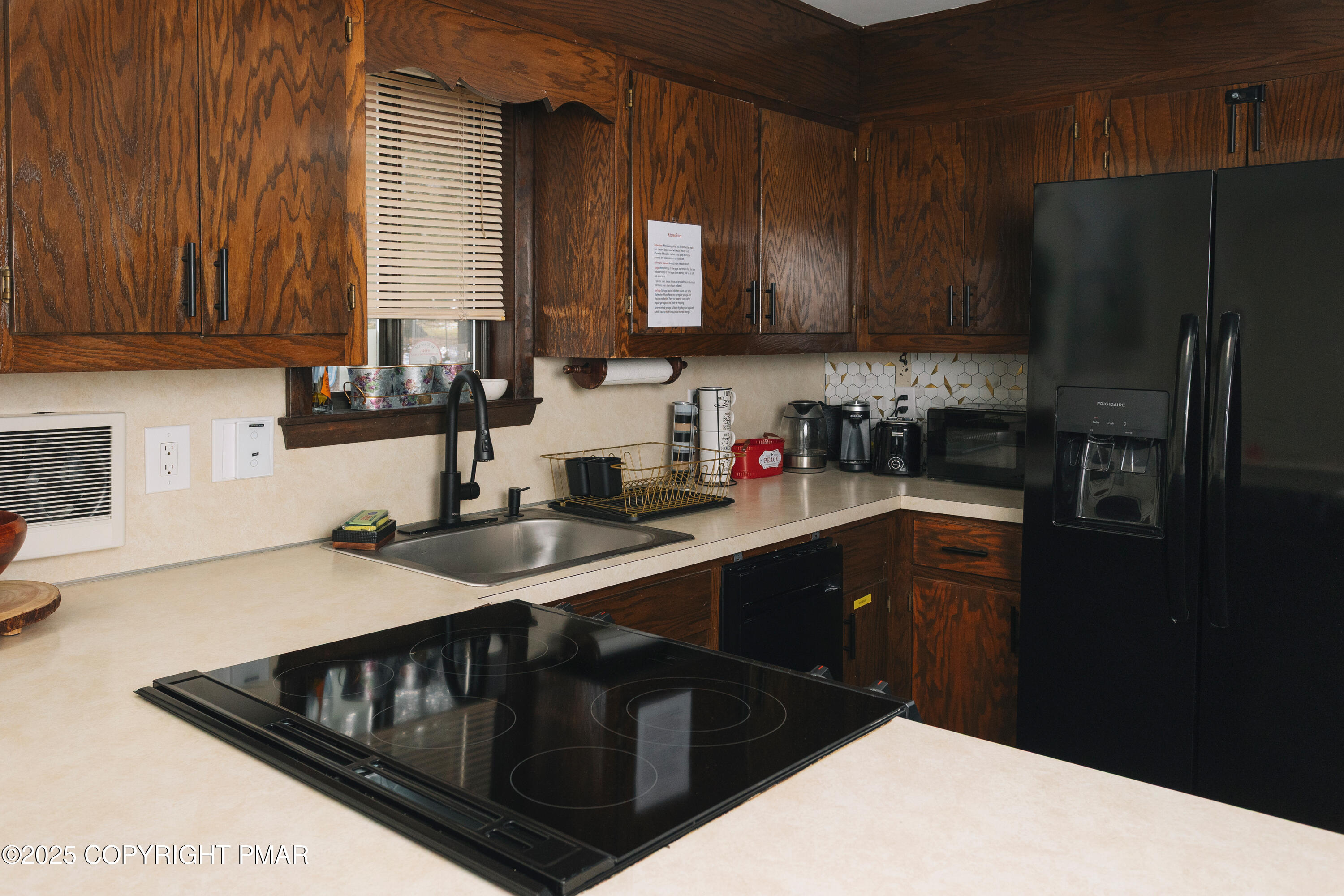 6 Junco Lane Property Photo 13