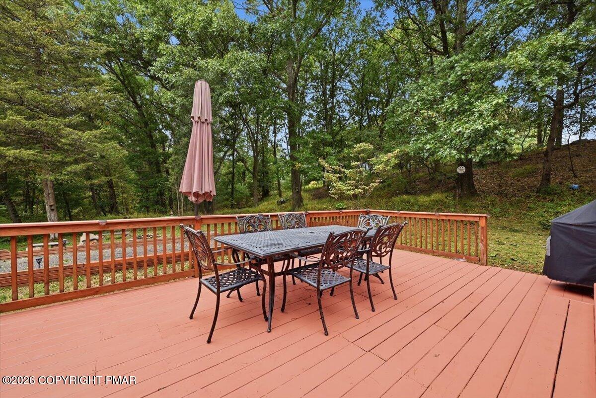 1023 Twin Lake Road Property Photo 16