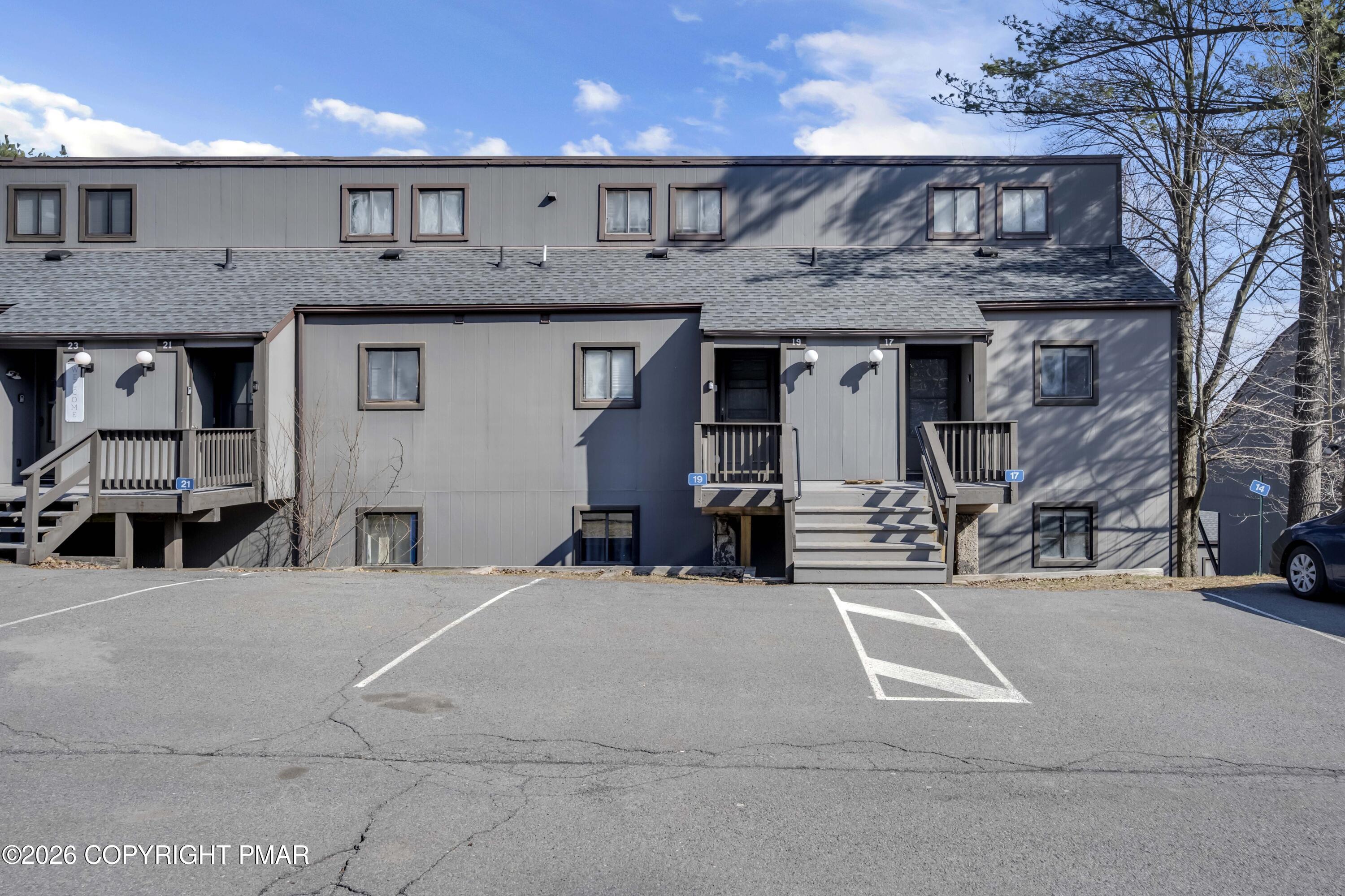 19 Middle Village Way Property Photo 1