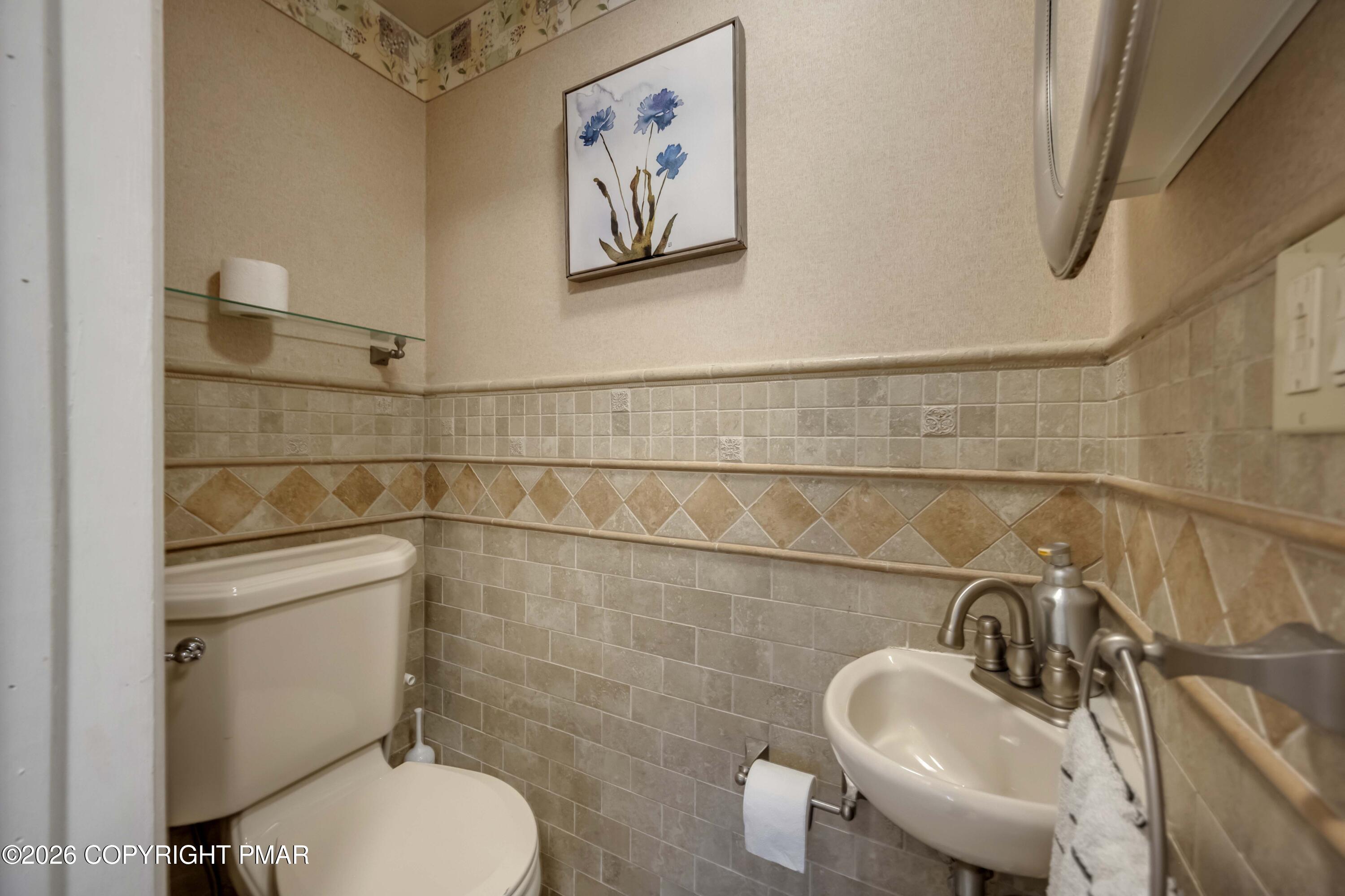 19 Middle Village Way Property Photo 4