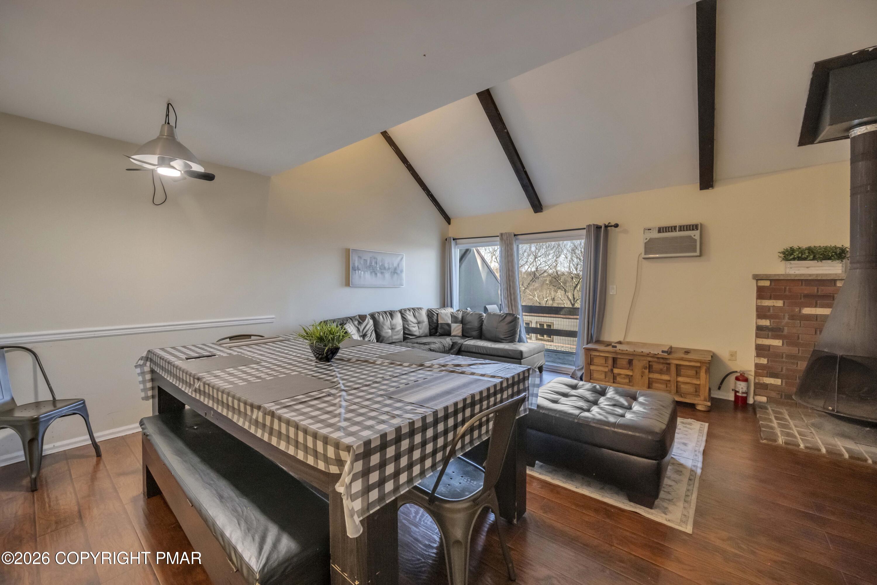 19 Middle Village Way Property Photo 7