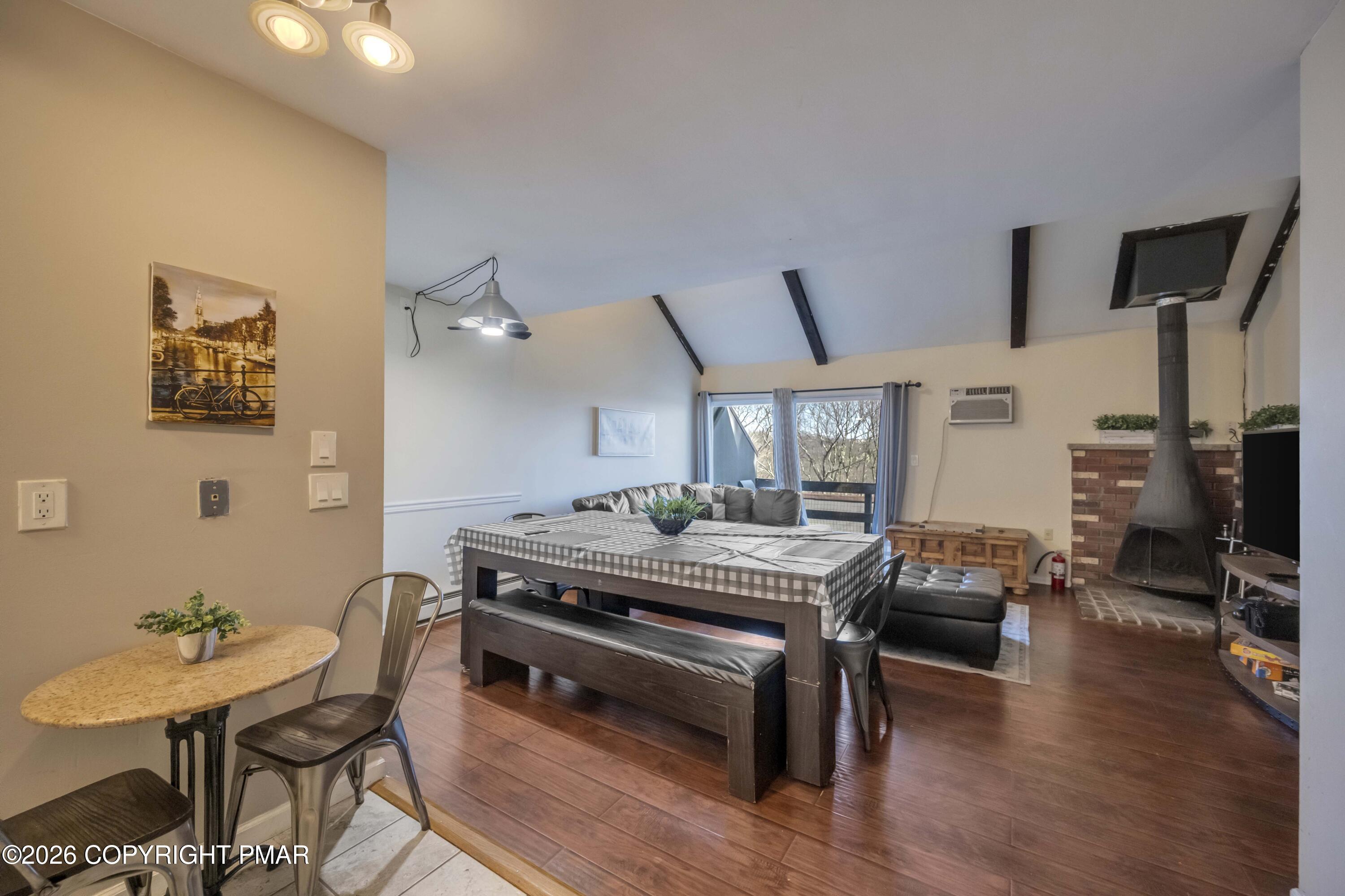 19 Middle Village Way Property Photo 8