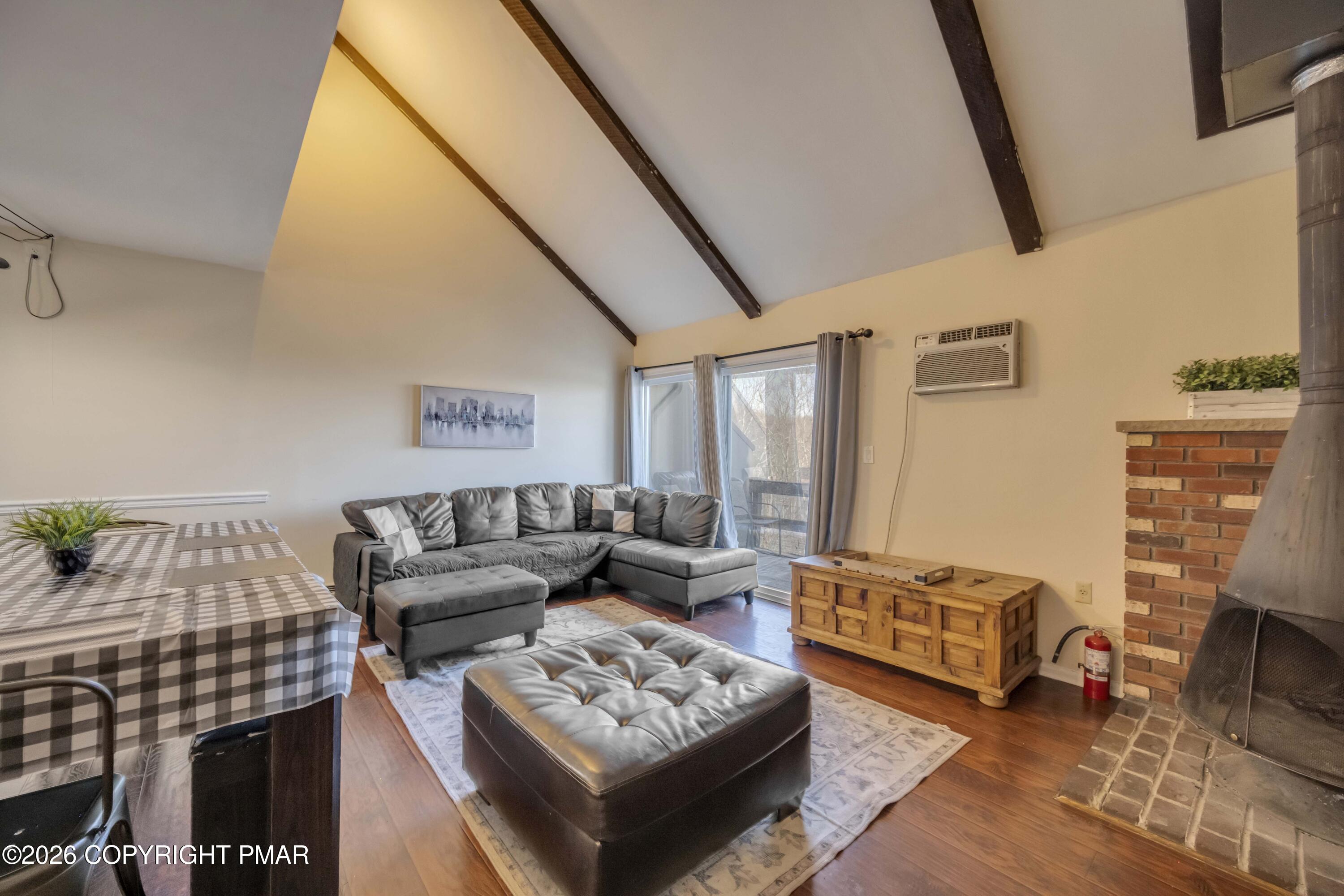 19 Middle Village Way Property Photo 9