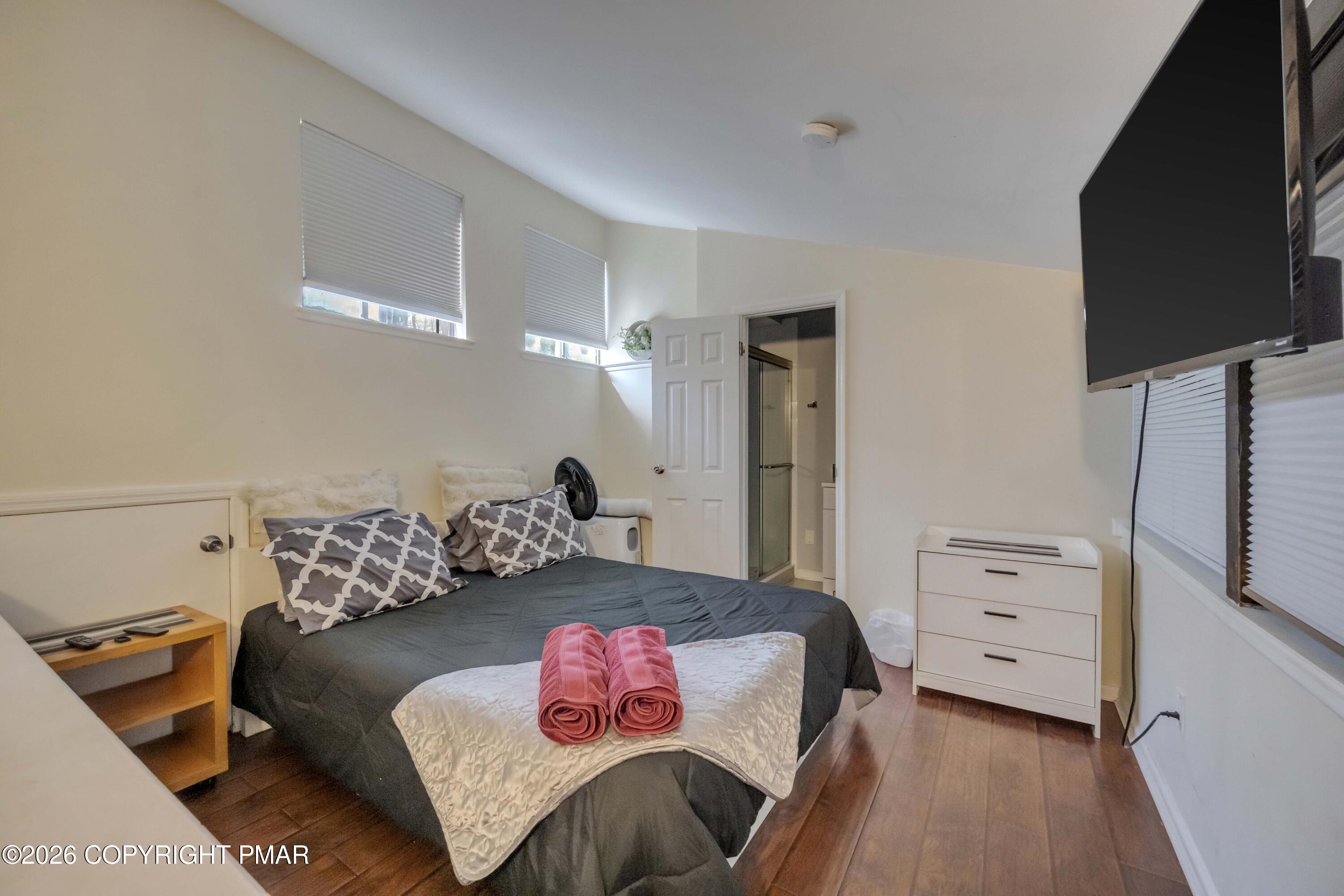 19 Middle Village Way Property Photo 14