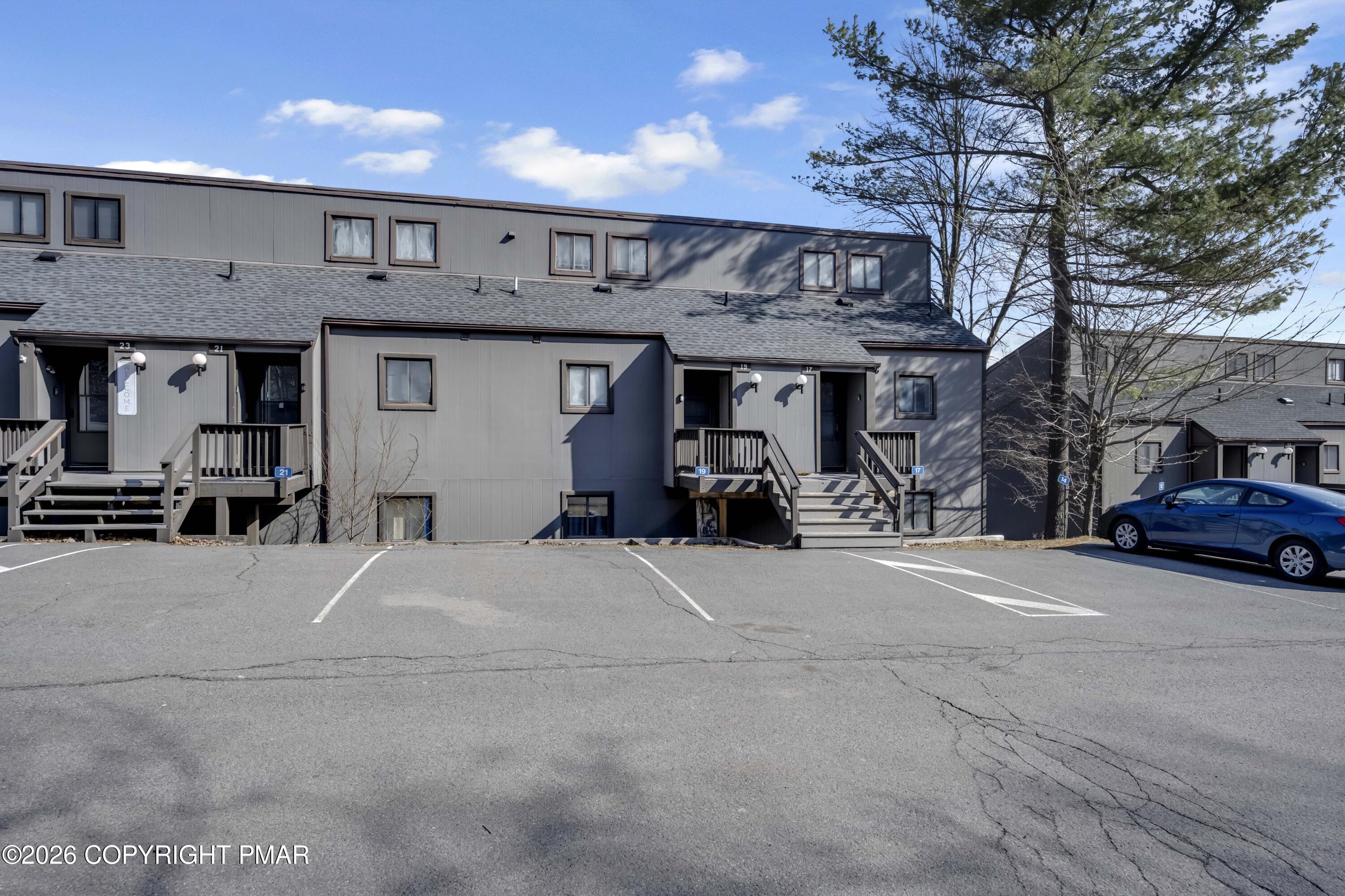 19 Middle Village Way Property Photo 23
