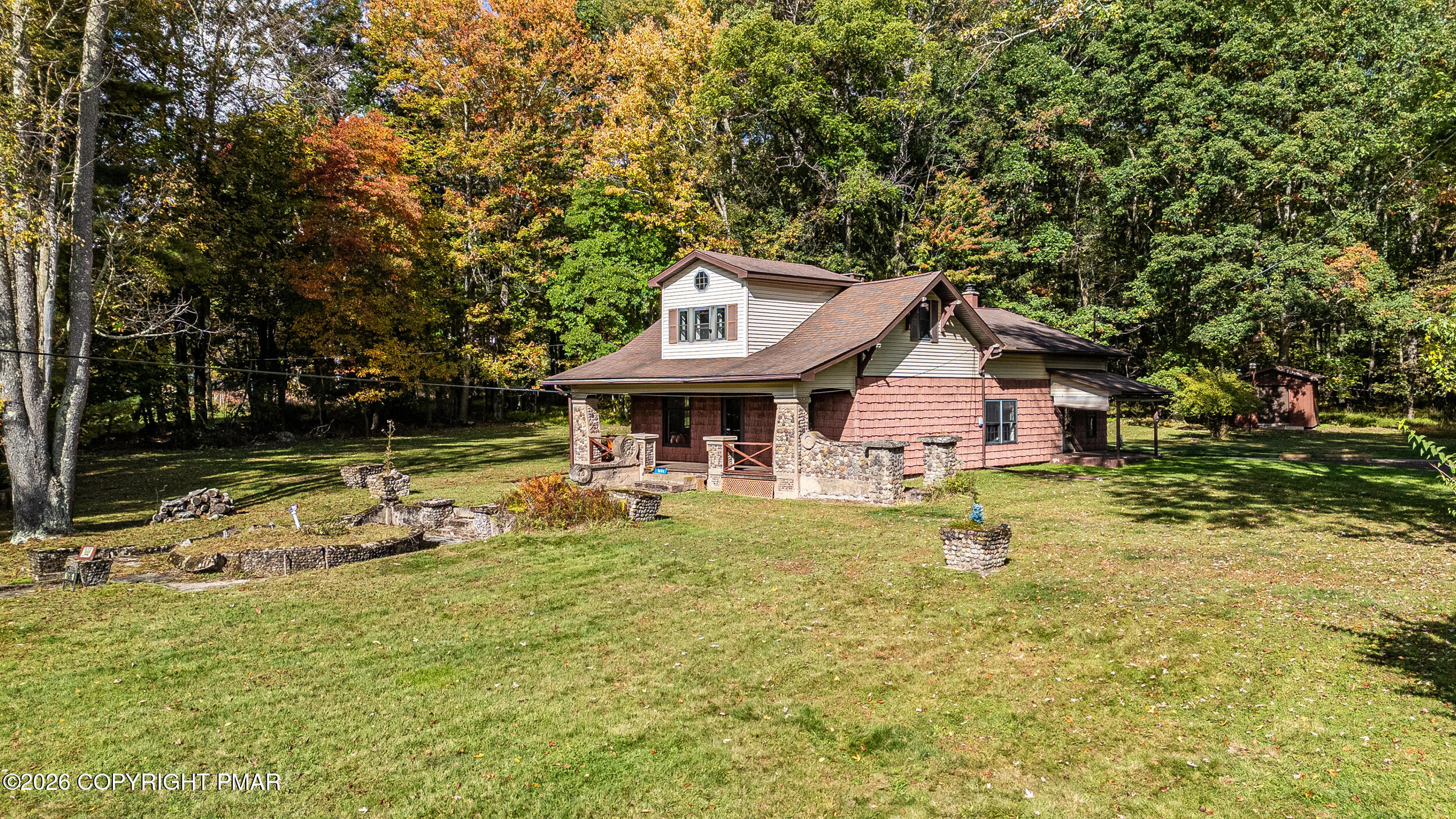 1686 S Lehigh Gorge Drive Property Photo 8