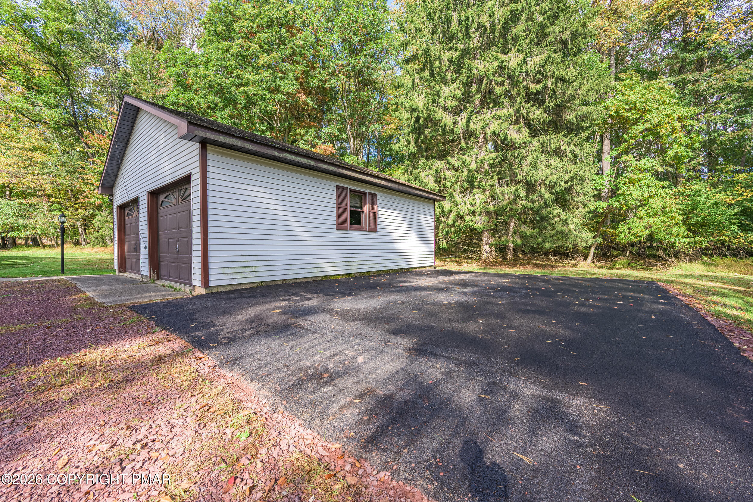1686 S Lehigh Gorge Drive Property Photo 13