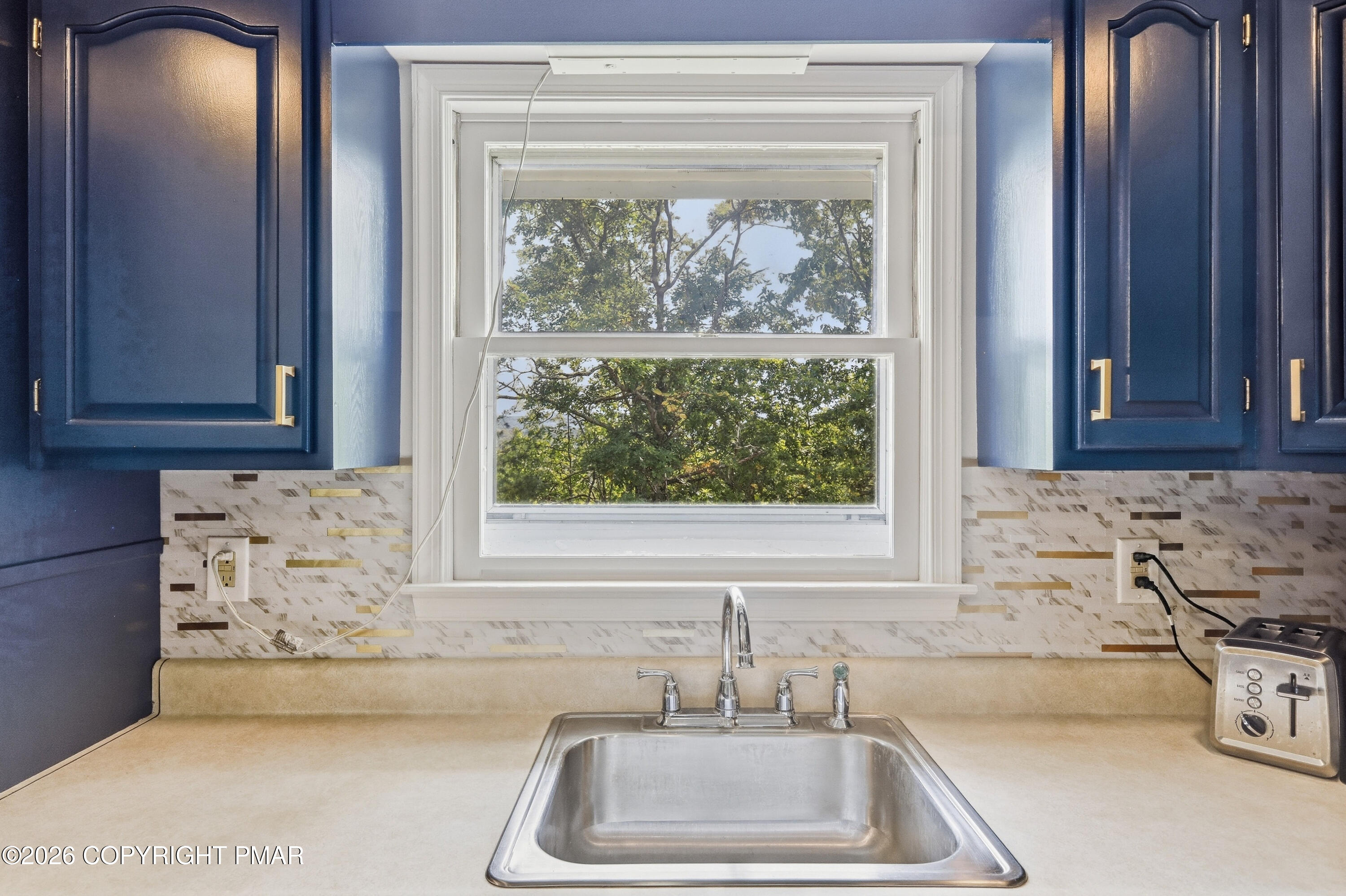 84 Lower Lakeview Drive Property Photo 15