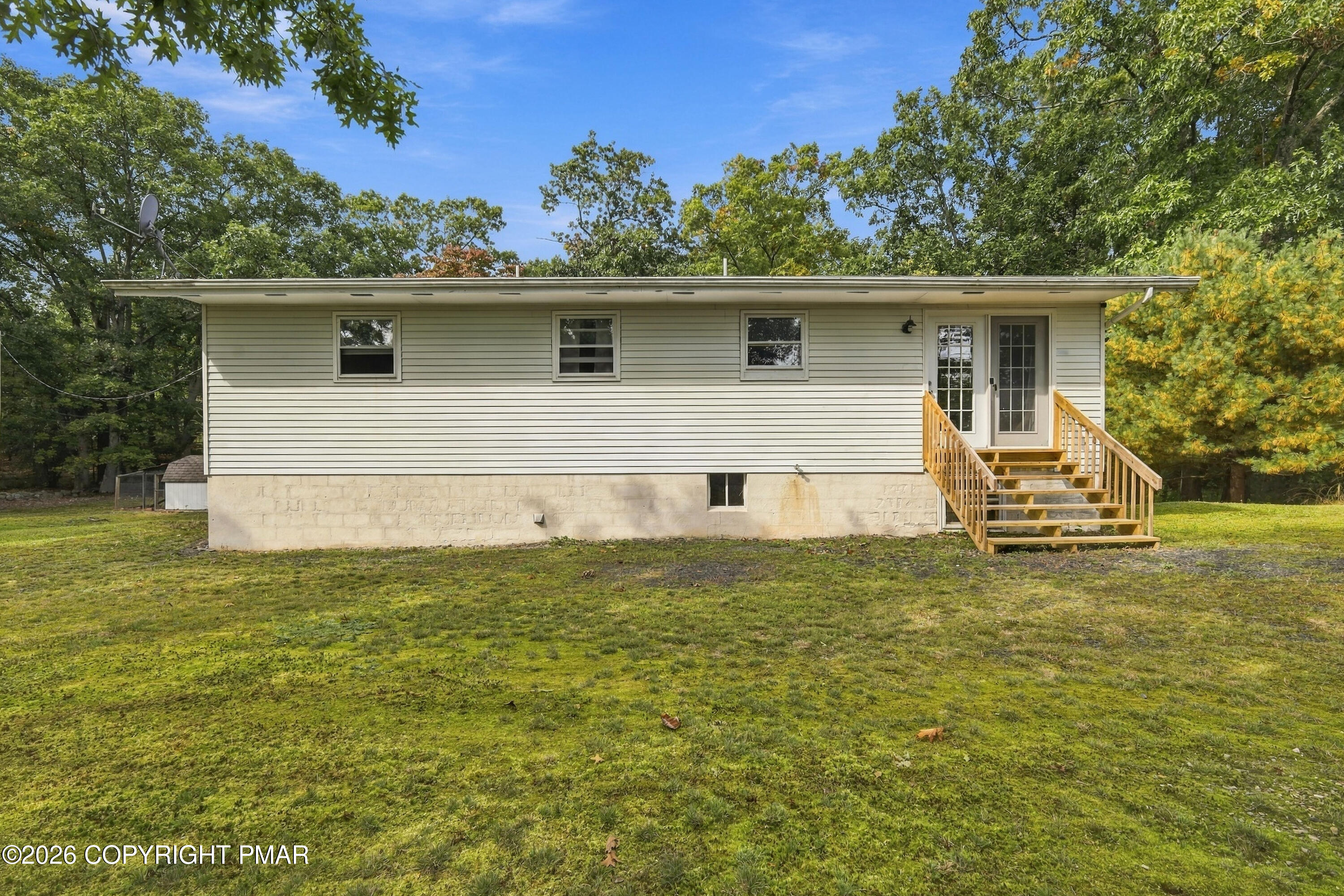 84 Lower Lakeview Drive Property Photo 31