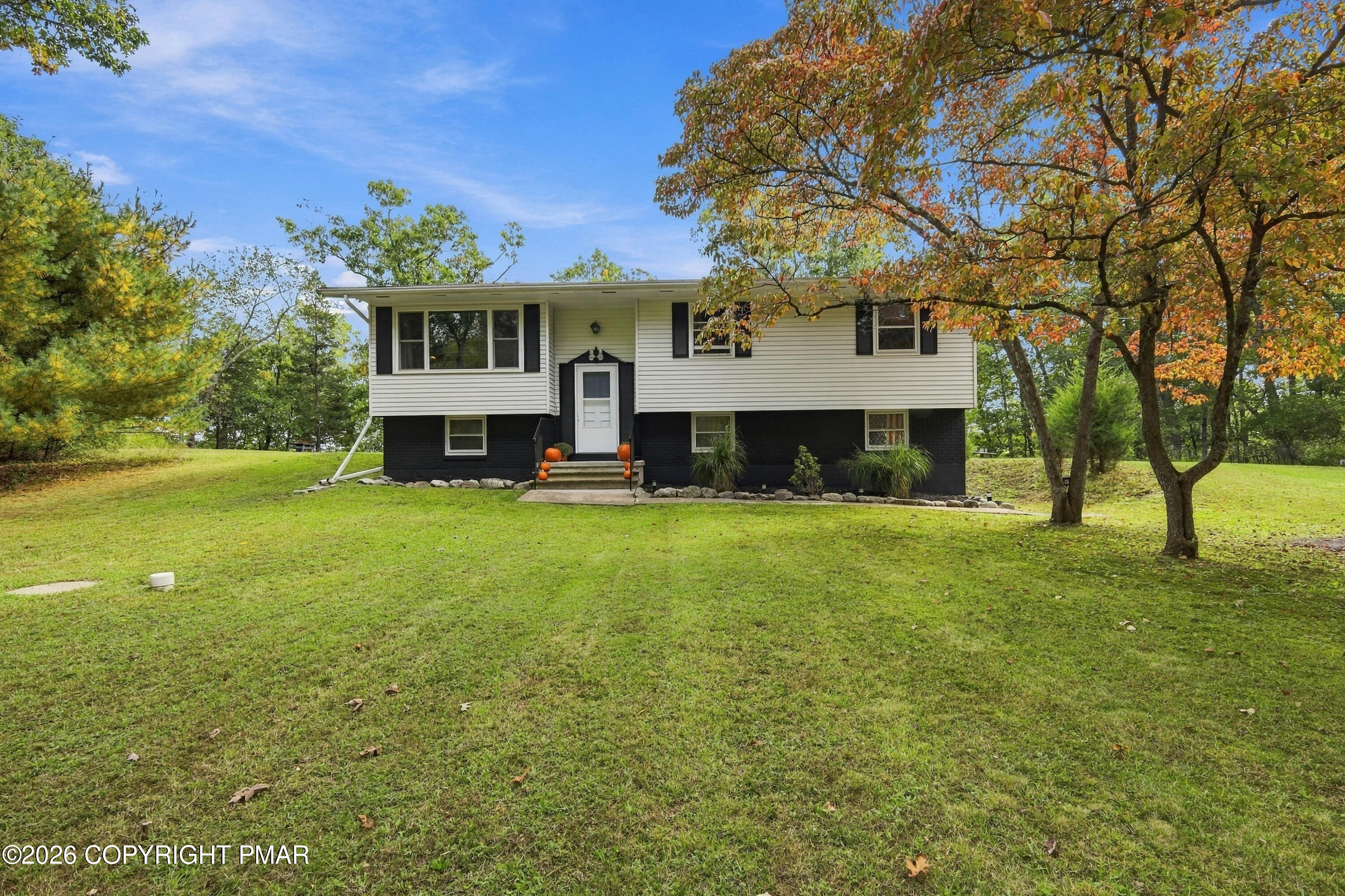 84 Lower Lakeview Drive Property Photo 36