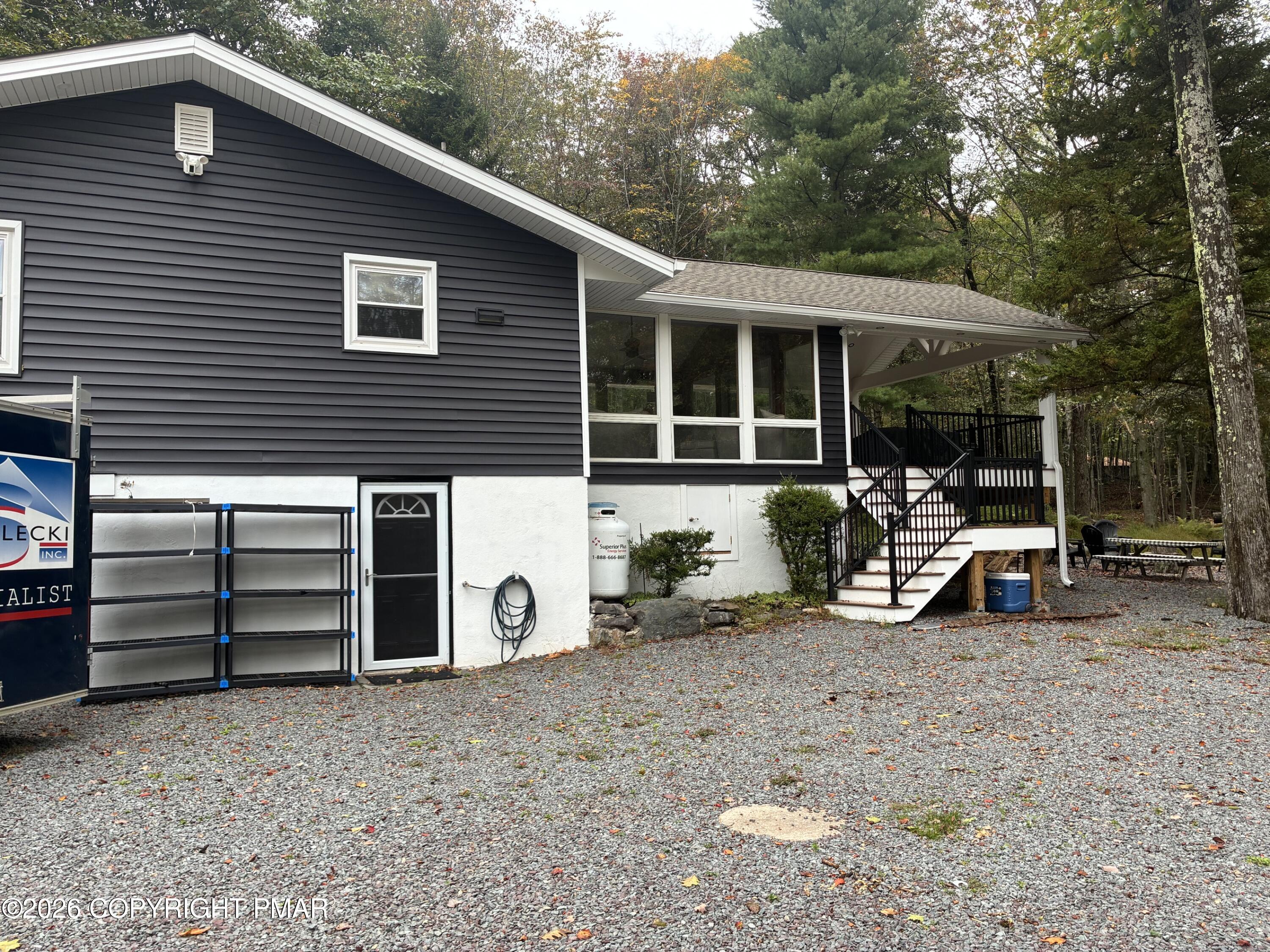 181 Marthas Lane Property Photo 2