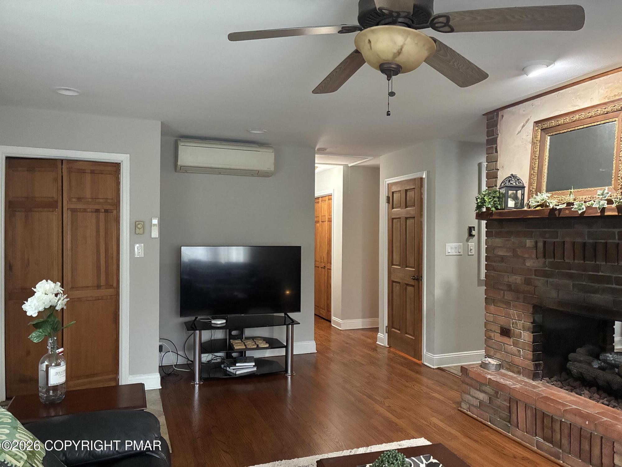 181 Marthas Lane Property Photo 4