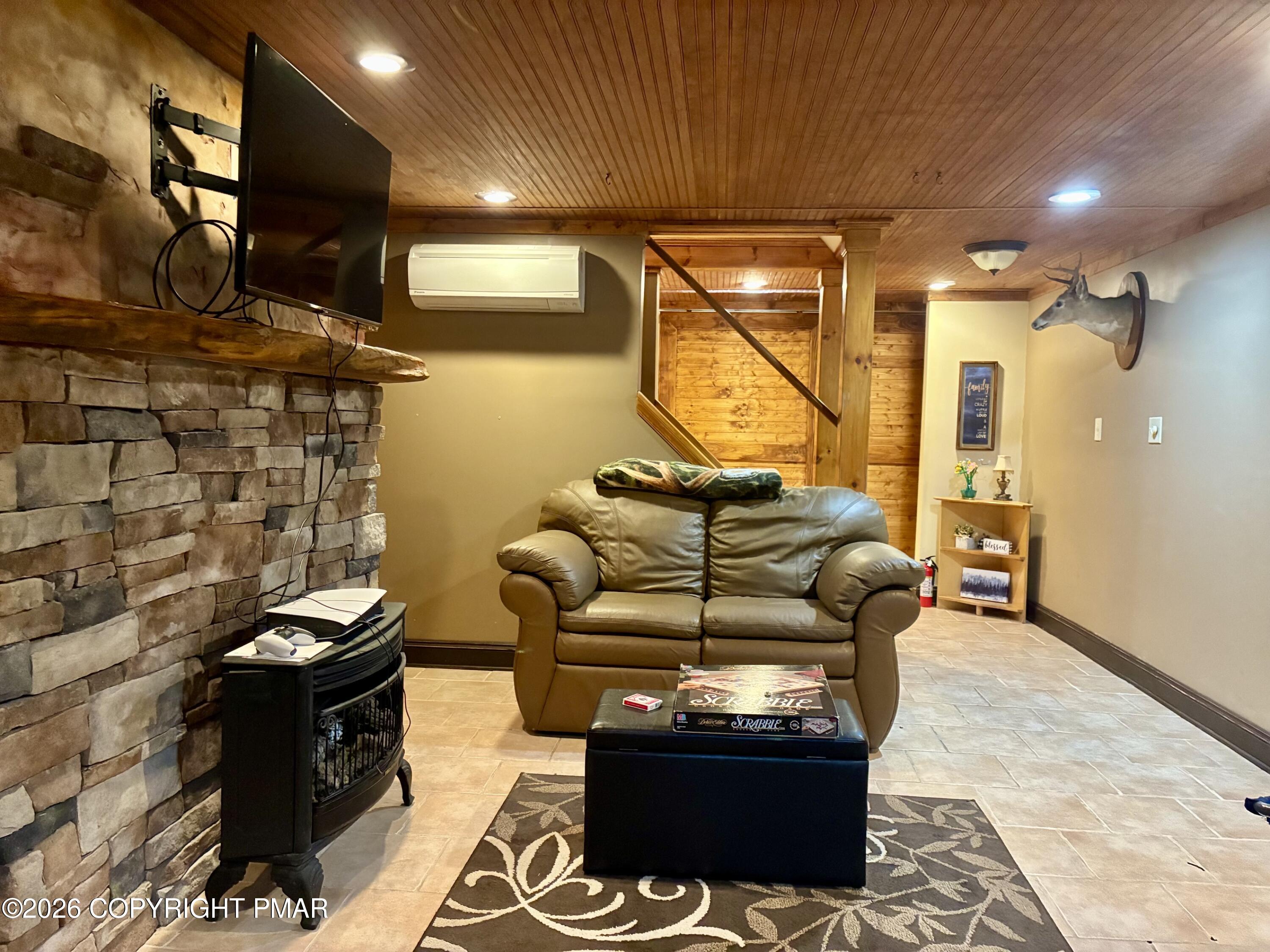 181 Marthas Lane Property Photo 17