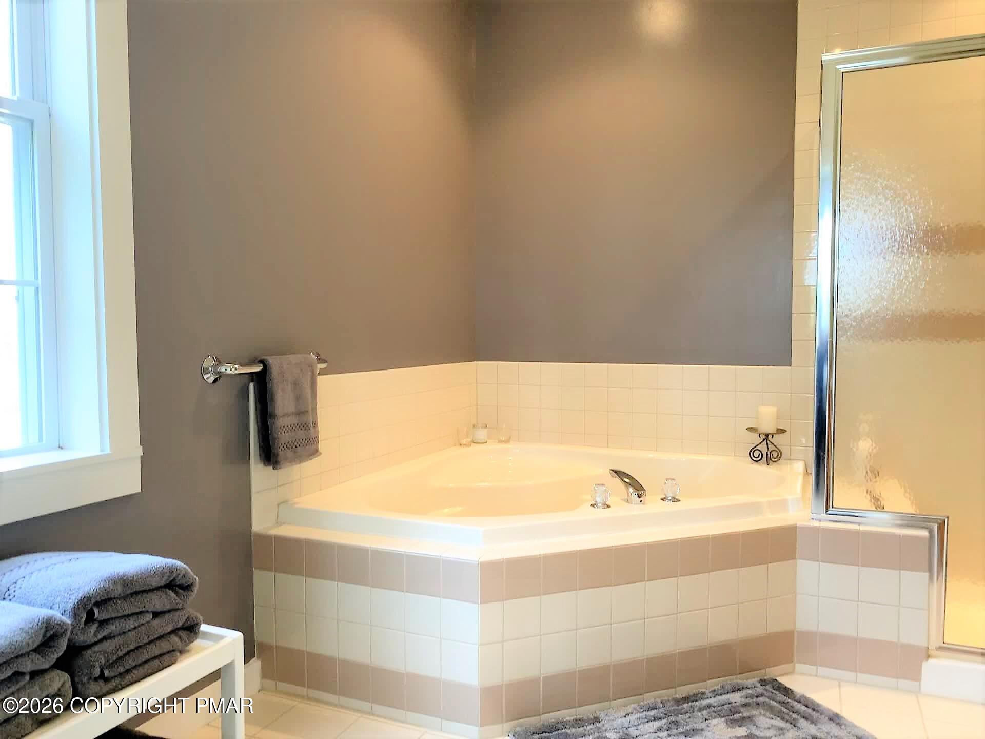 217 Sunset Pond Lane Property Photo 32