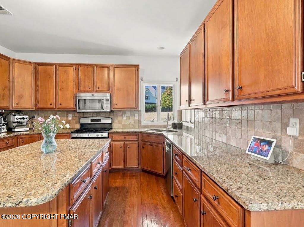 2512 Martin Street Property Photo 13