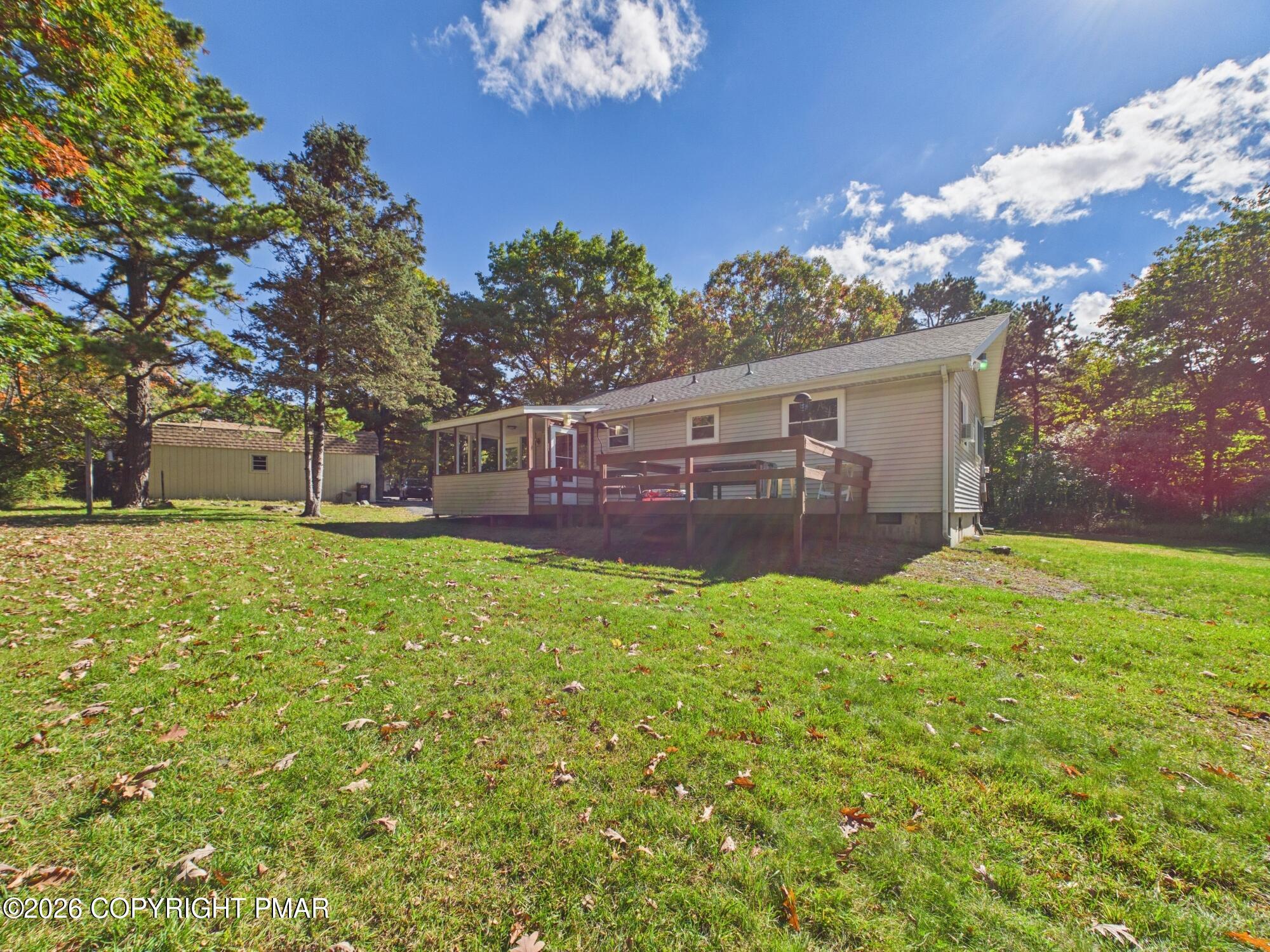 111 Sioux Drive Property Photo 3