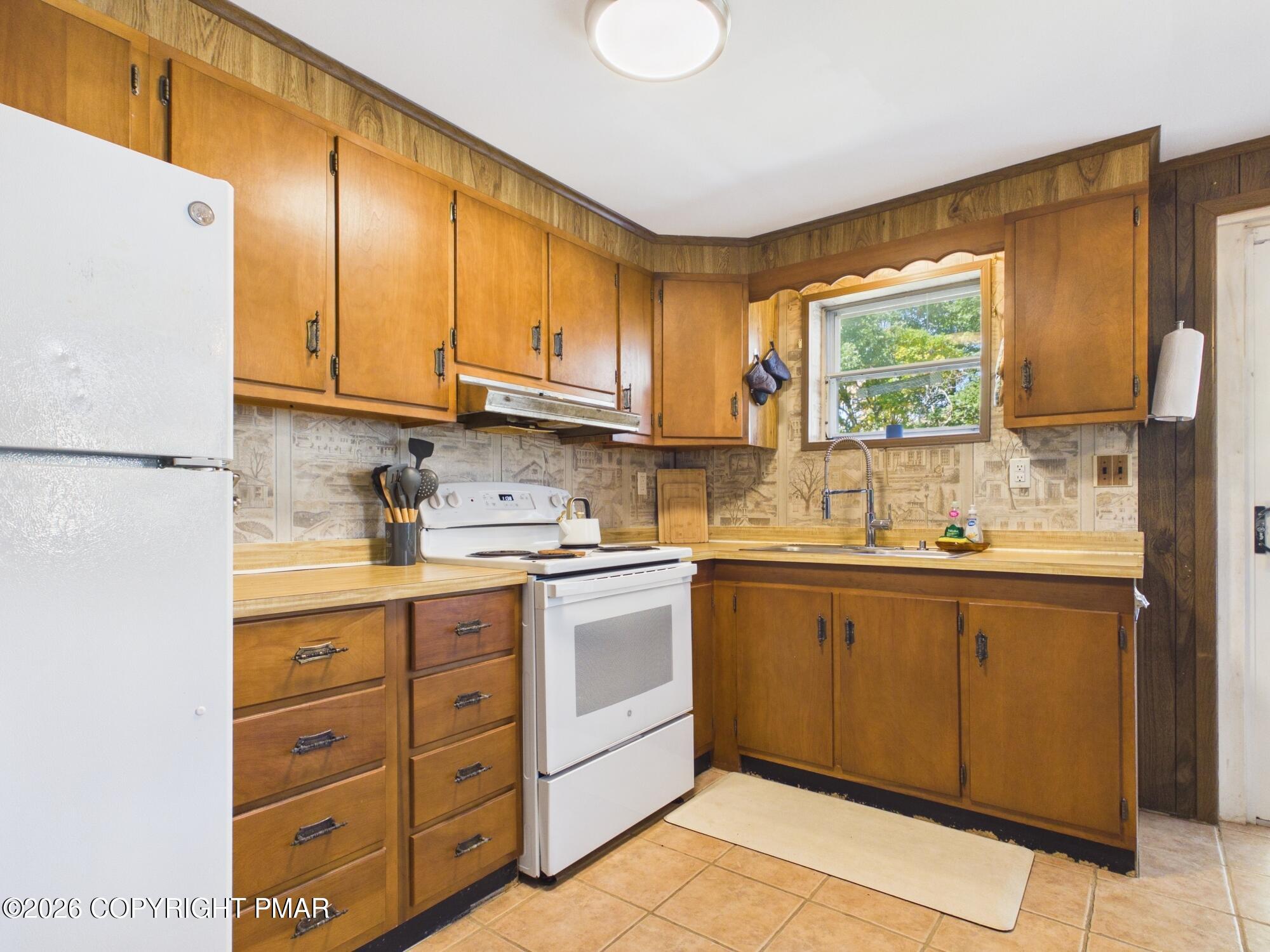 111 Sioux Drive Property Photo 5