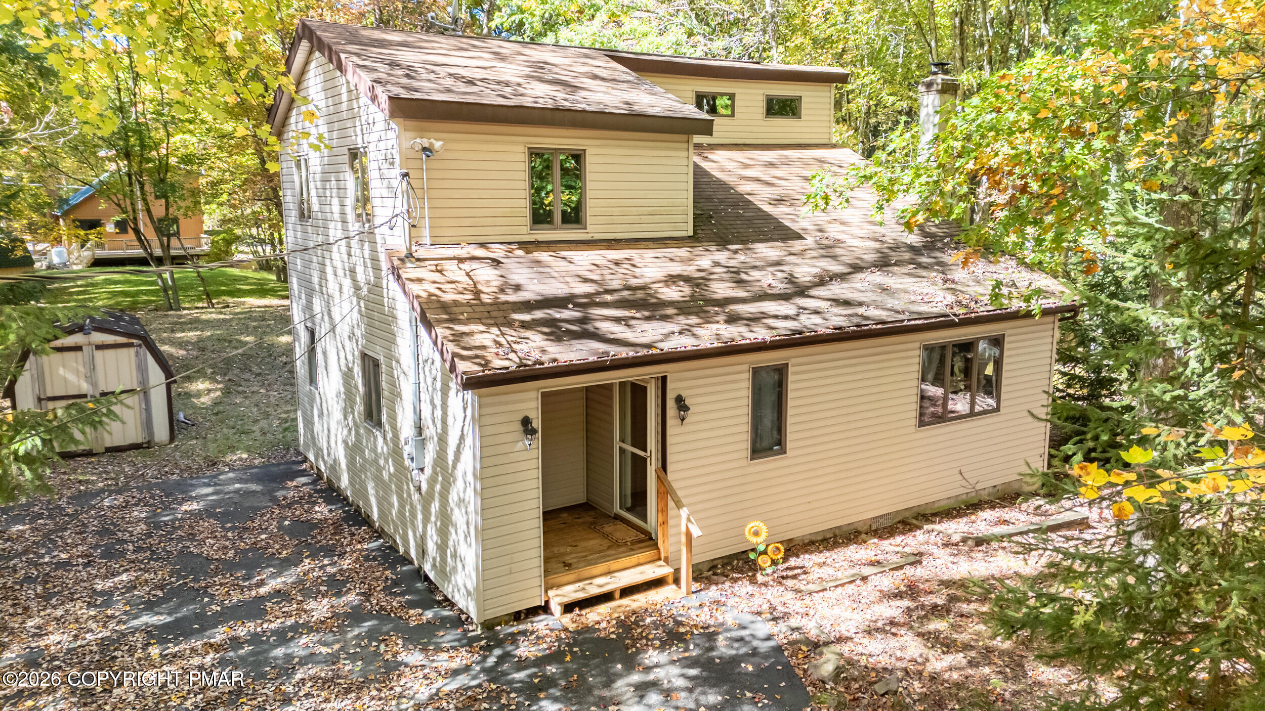71 Hugo Drive Property Photo 1