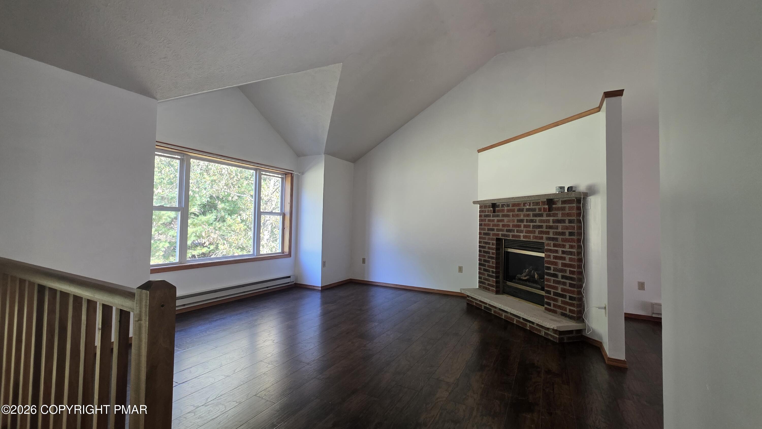 838 Cayuga Way Property Photo 5
