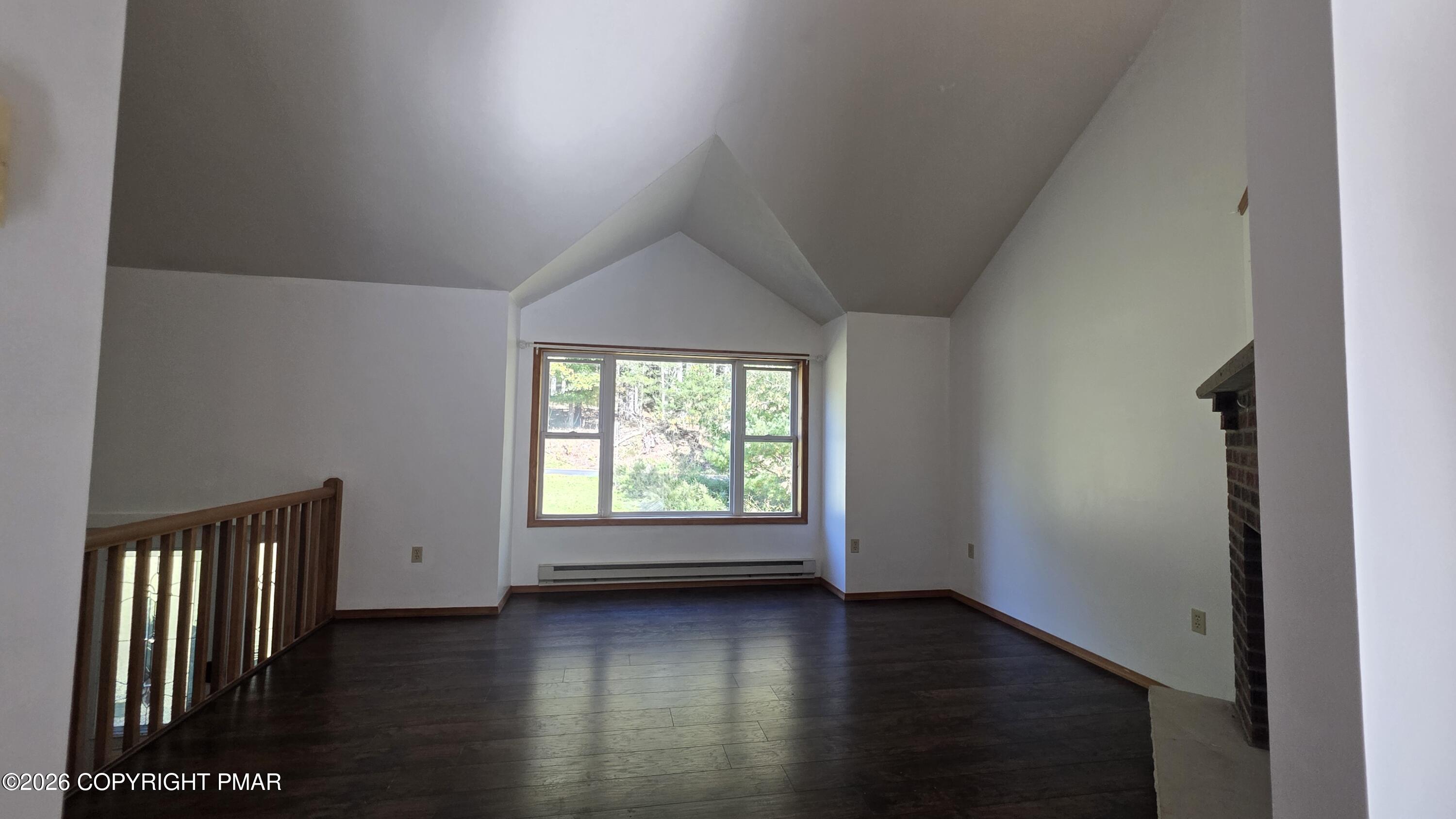 838 Cayuga Way Property Photo 8