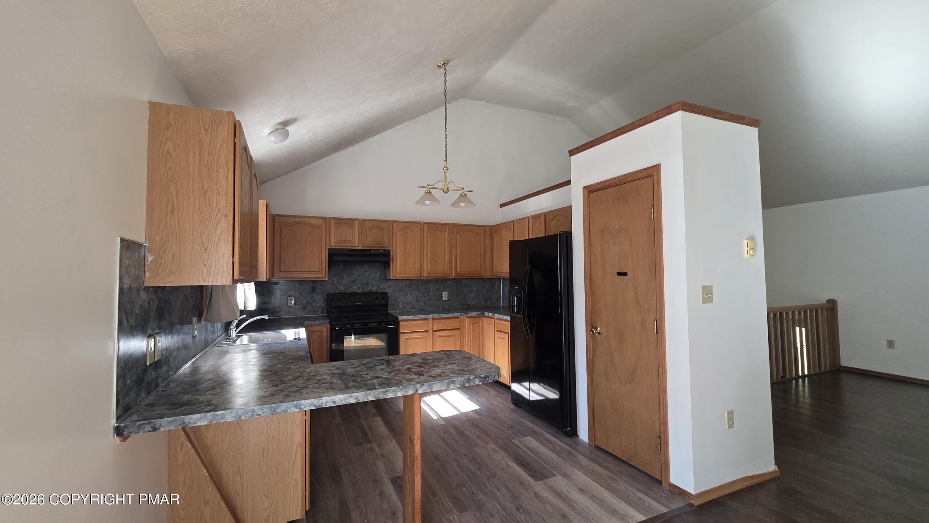 838 Cayuga Way Property Photo 11