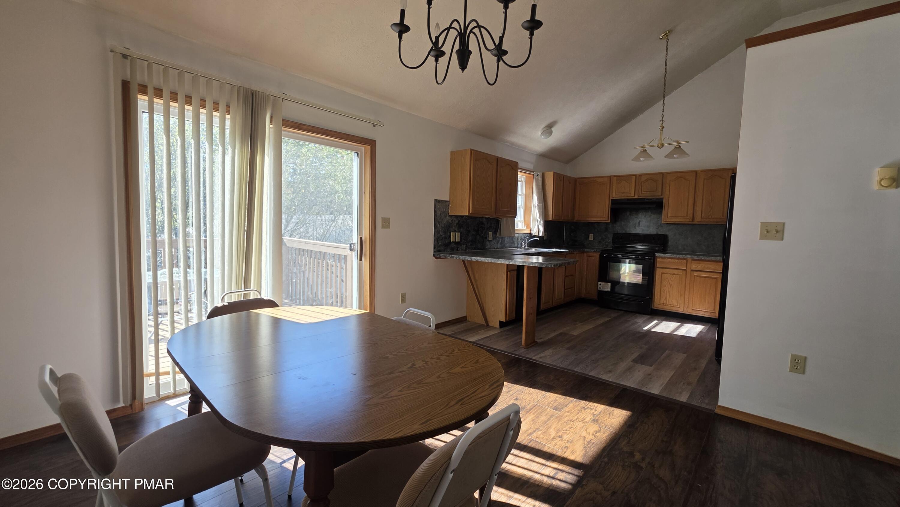 838 Cayuga Way Property Photo 12