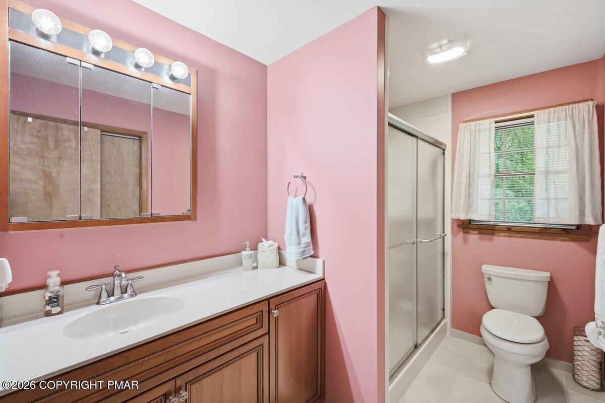 425 Underhill Drive Property Photo 44