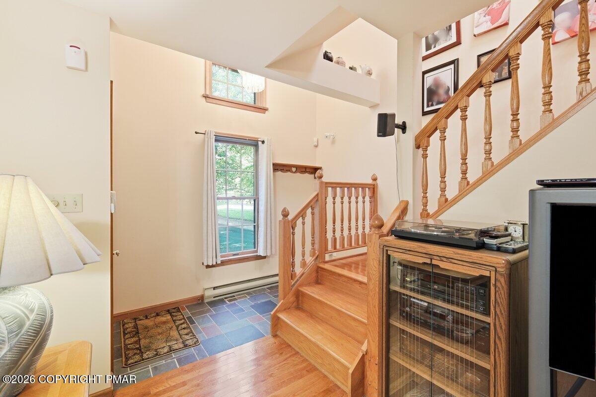 425 Underhill Drive Property Photo 46