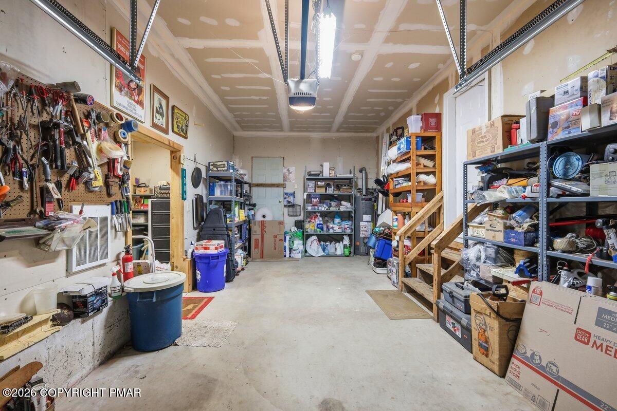 425 Underhill Drive Property Photo 48