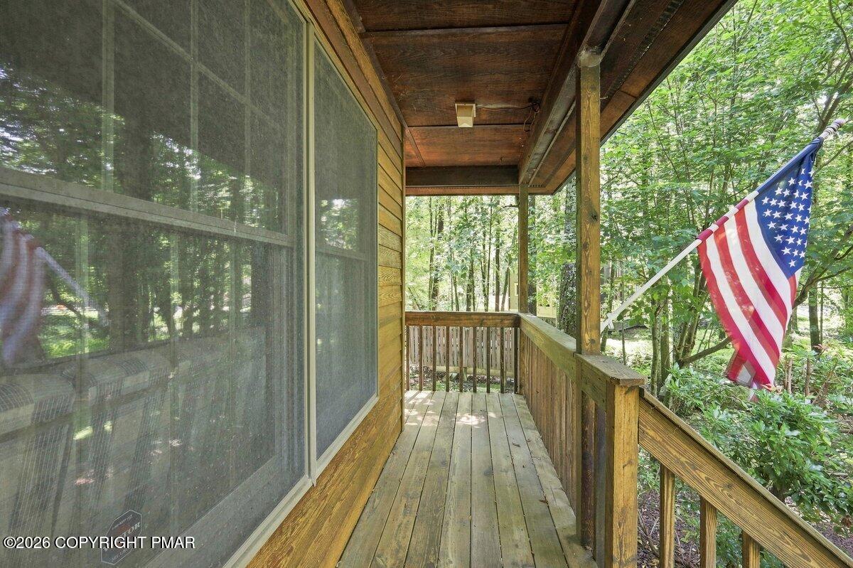425 Underhill Drive Property Photo 54