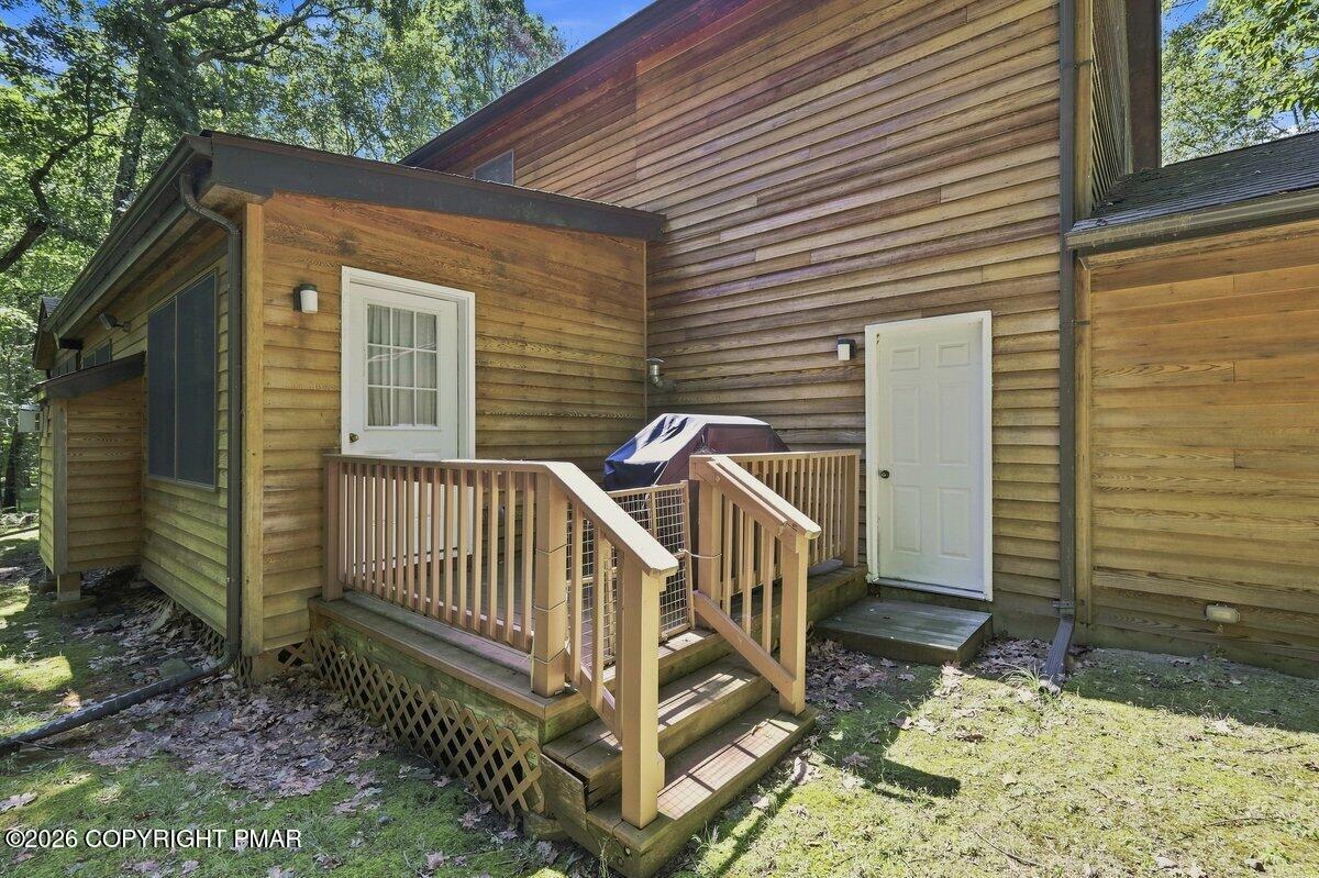 425 Underhill Drive Property Photo 55