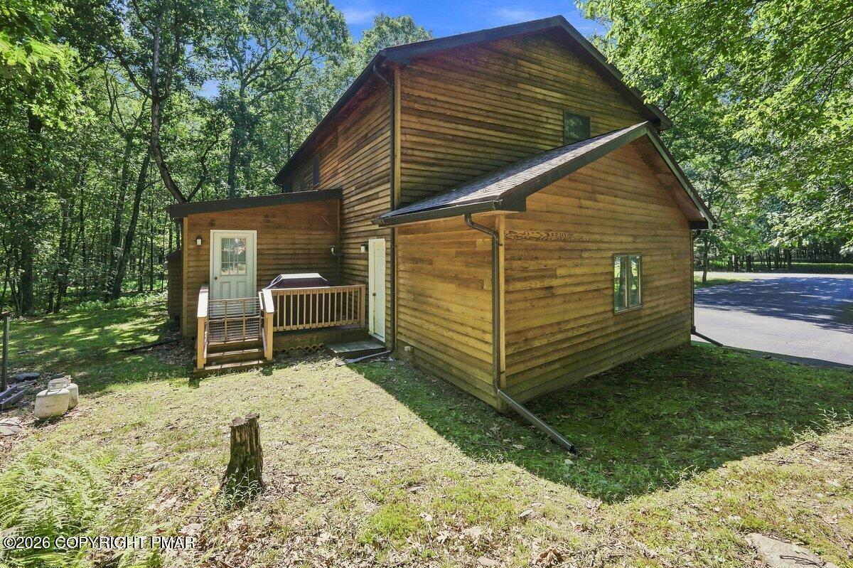 425 Underhill Drive Property Photo 57