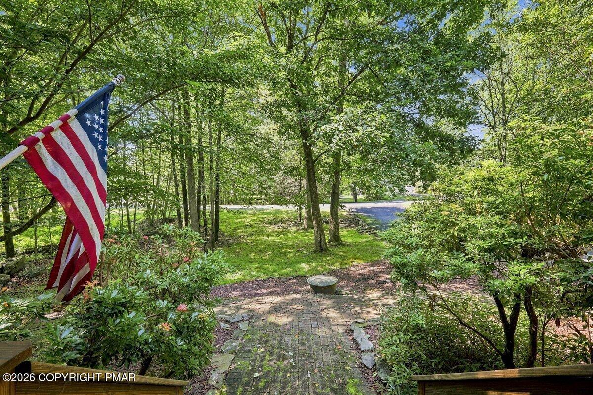 425 Underhill Drive Property Photo 62