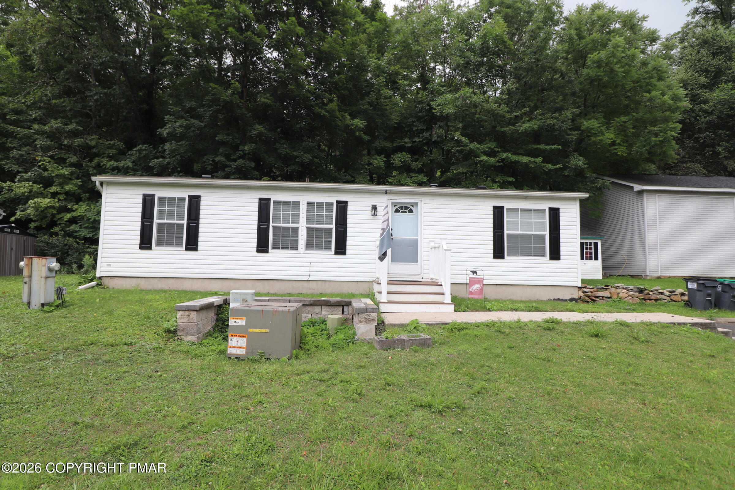 1215 Blue Mountain Circle Property Photo 2