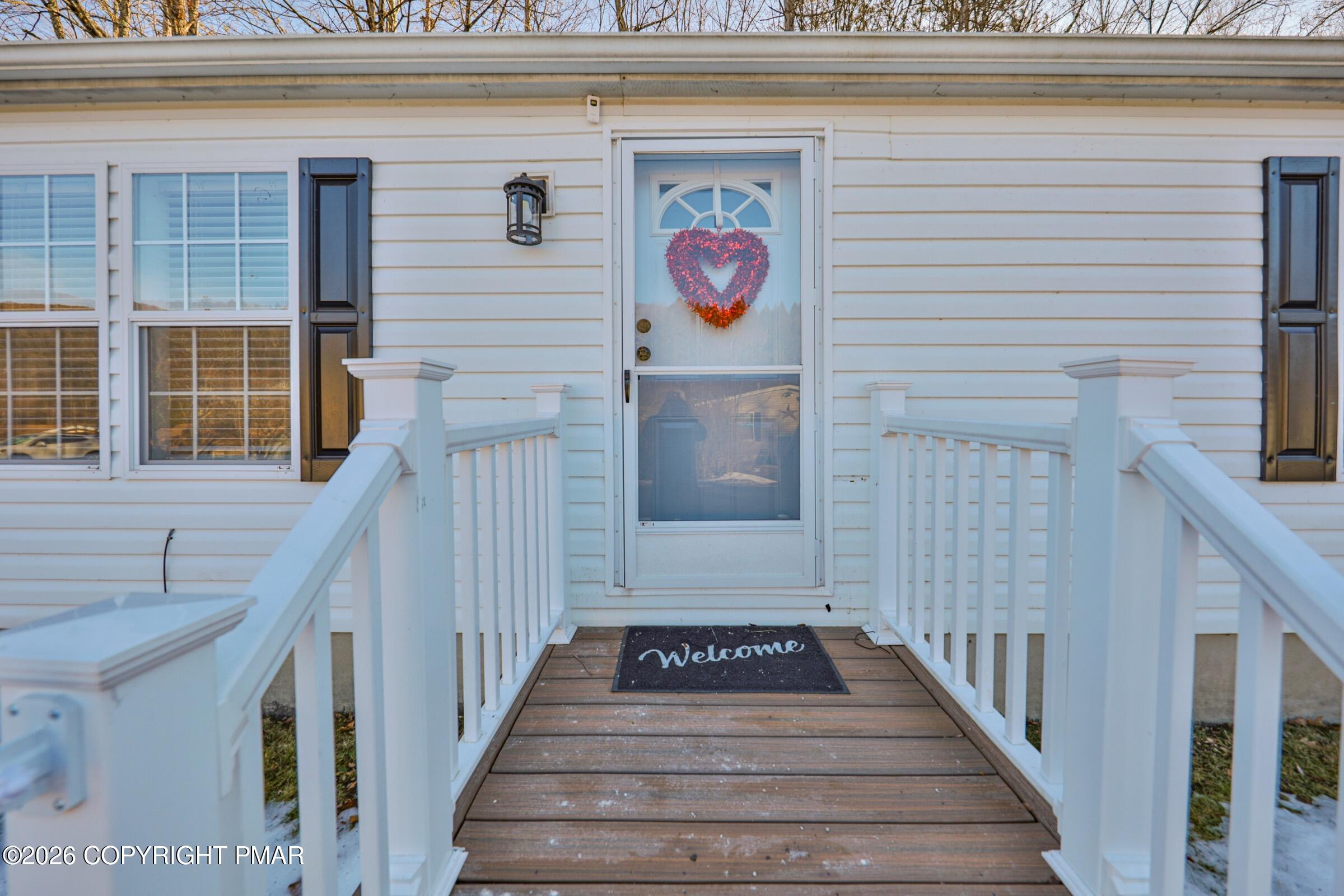 1215 Blue Mountain Circle Property Photo 4