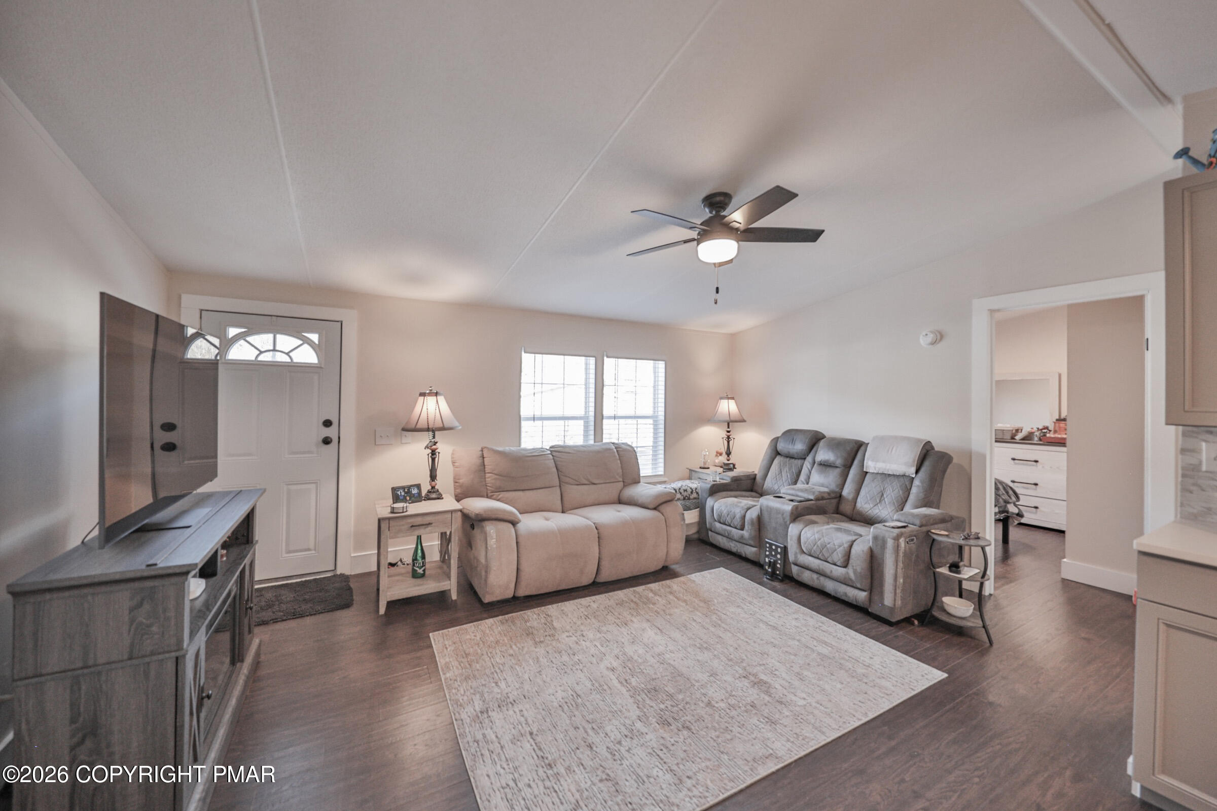 1215 Blue Mountain Circle Property Photo 5