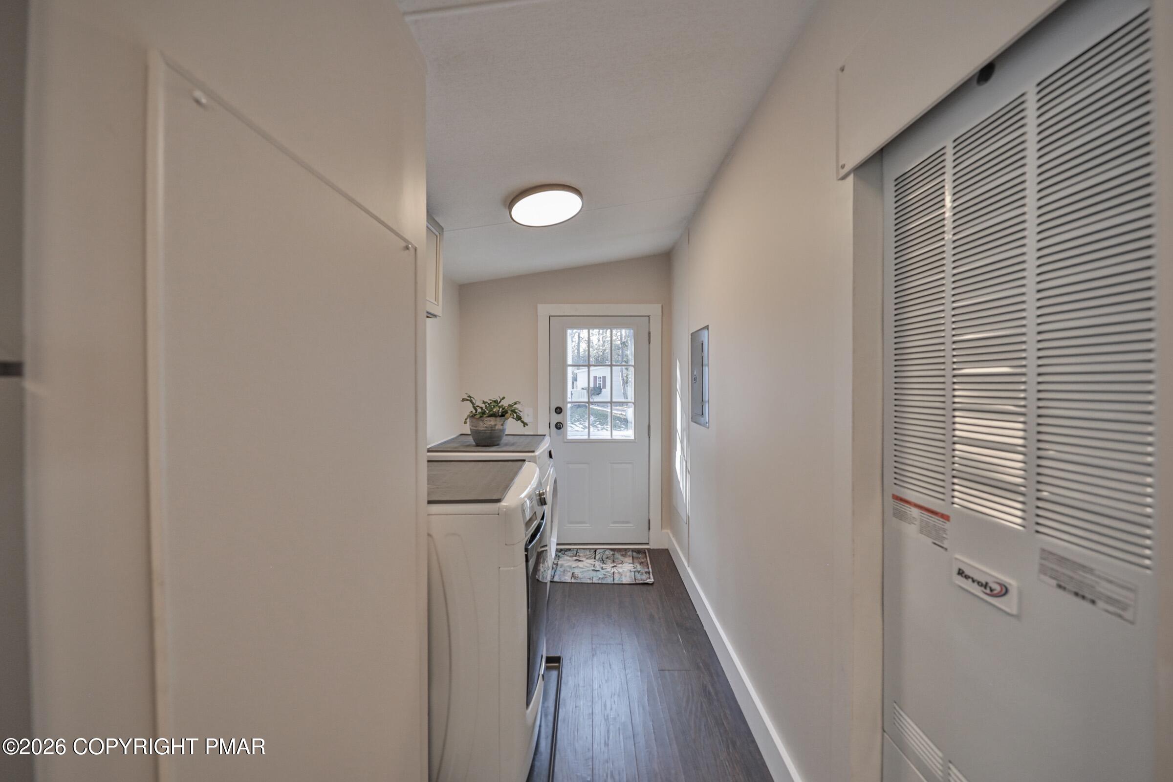 1215 Blue Mountain Circle Property Photo 17