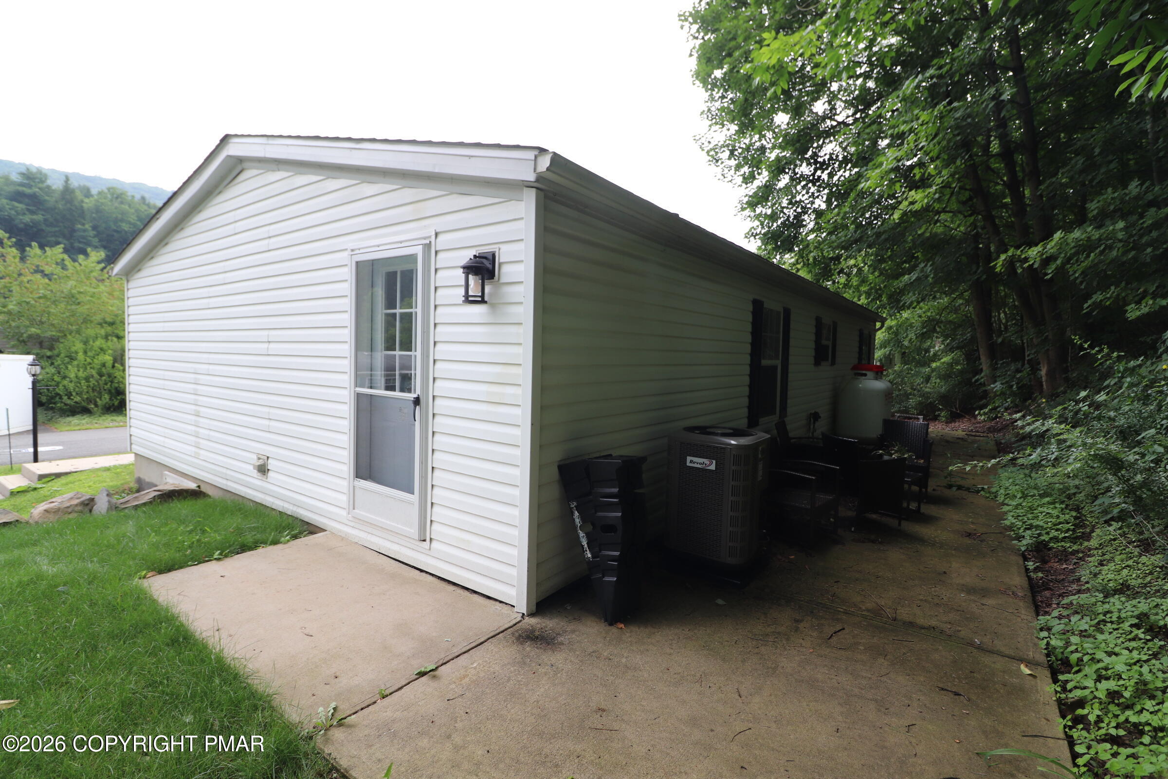 1215 Blue Mountain Circle Property Photo 38