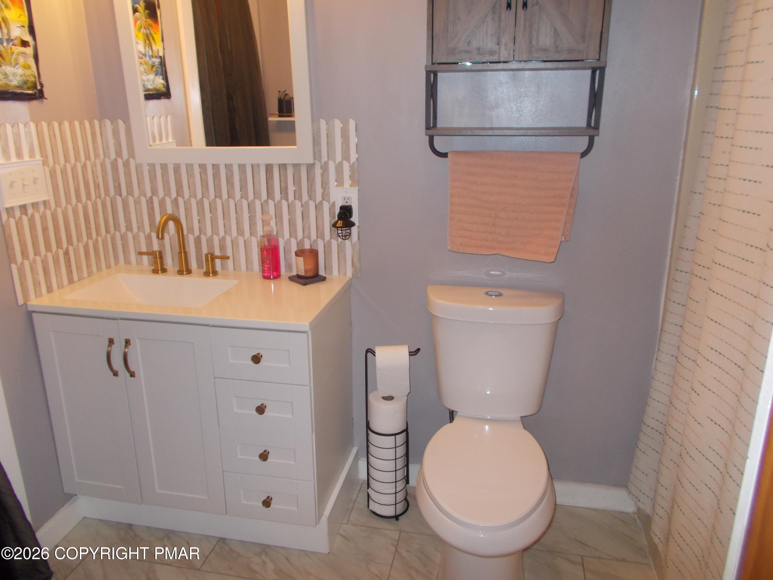212 Summit Drive Property Photo 12