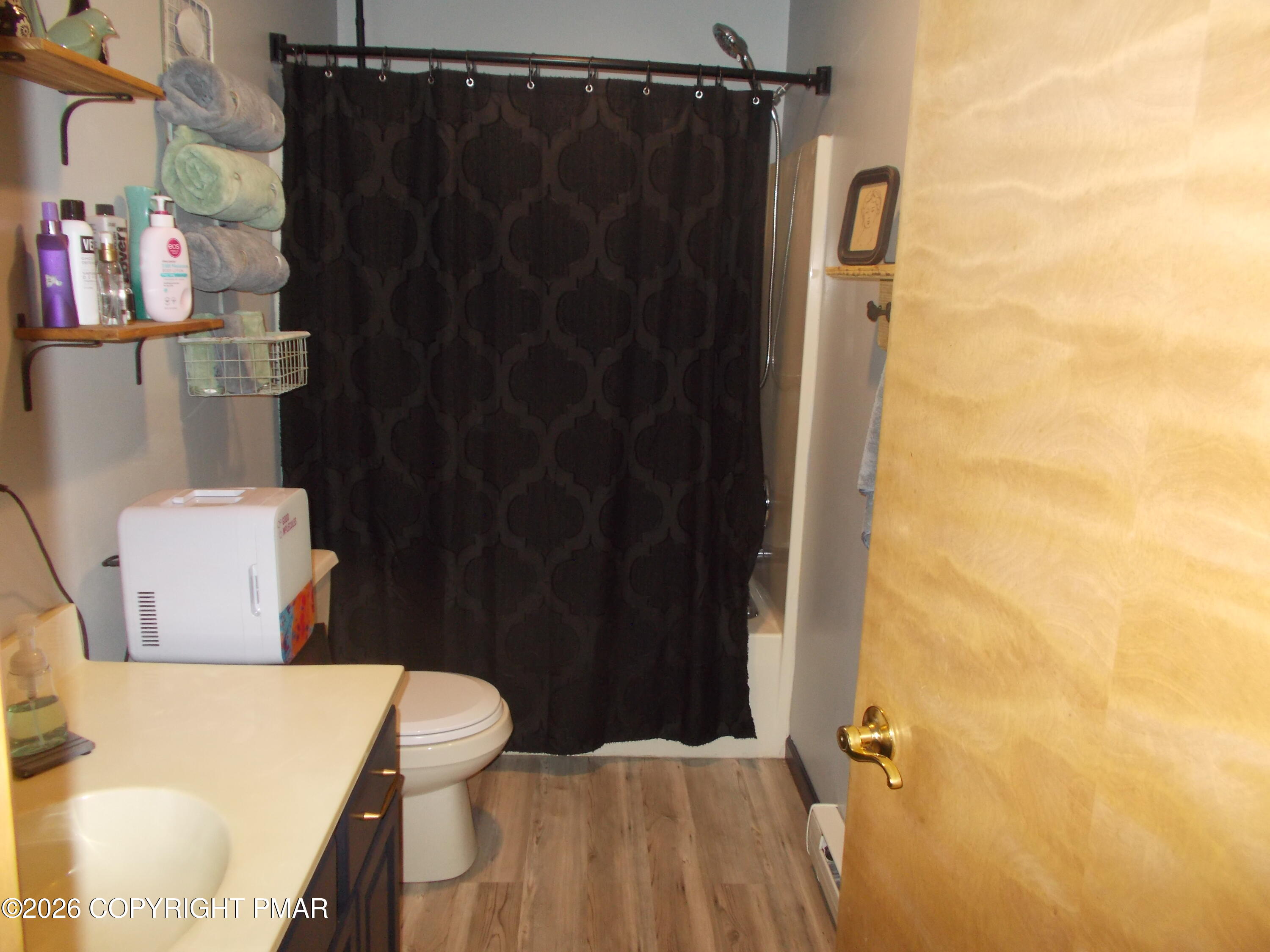 212 Summit Drive Property Photo 14