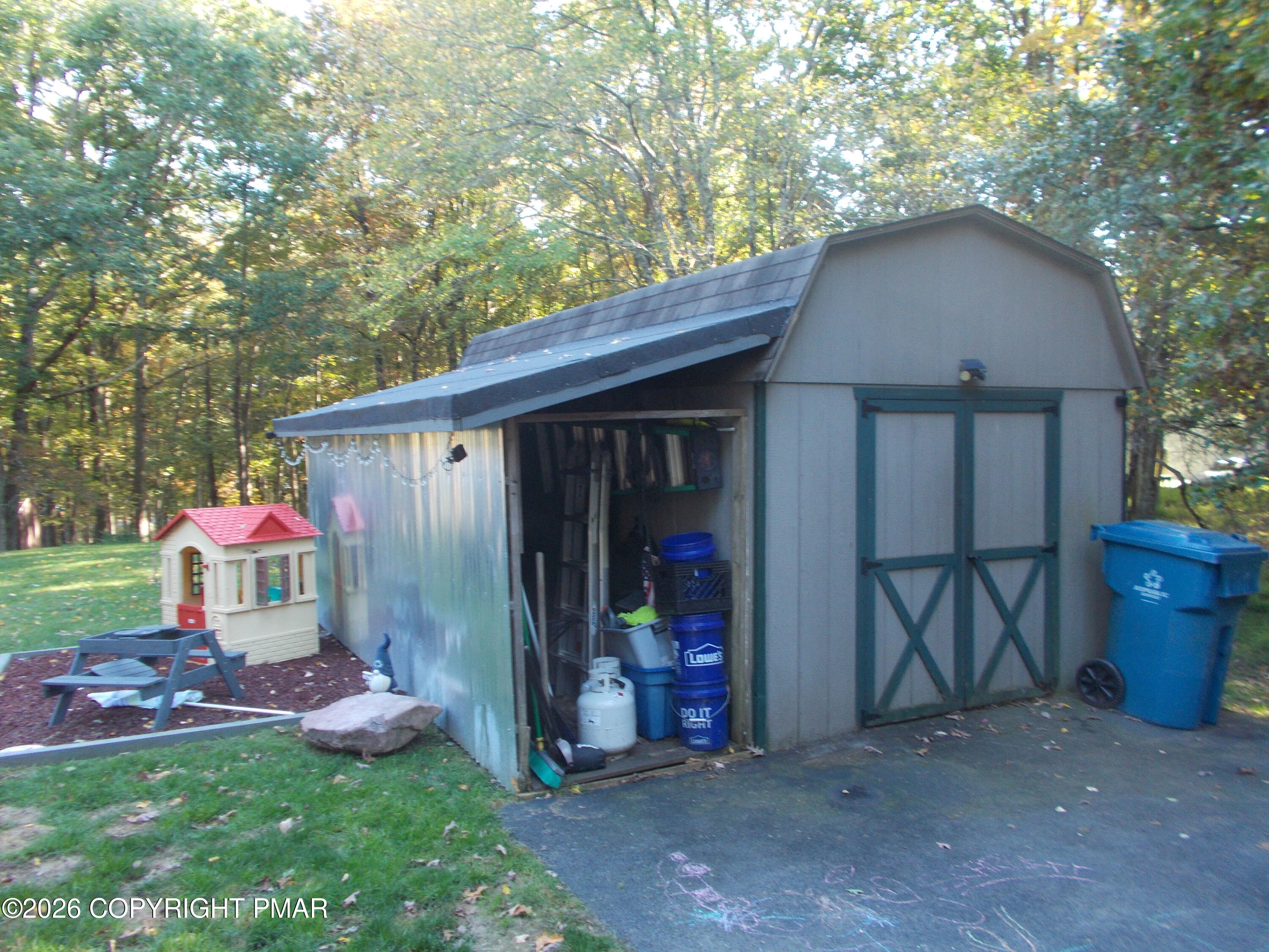 212 Summit Drive Property Photo 30