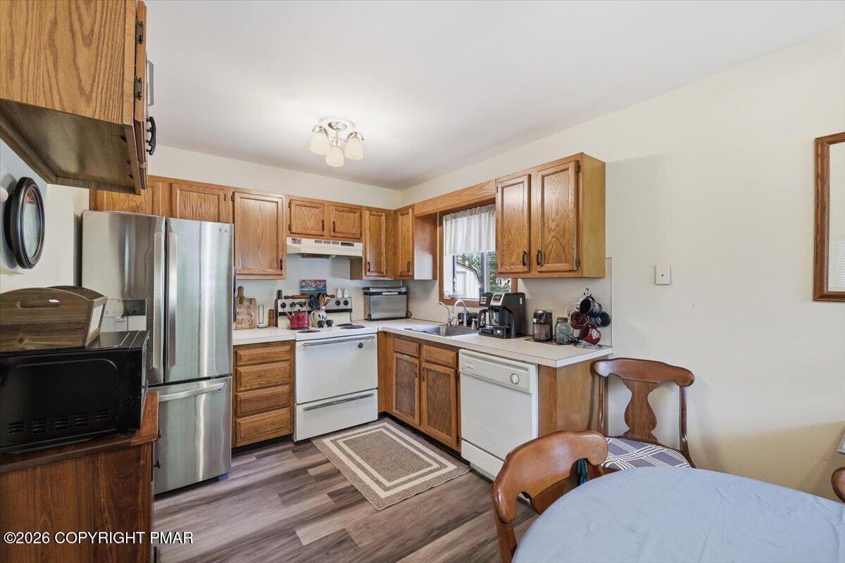 456 Maxatawny Drive Property Photo 3