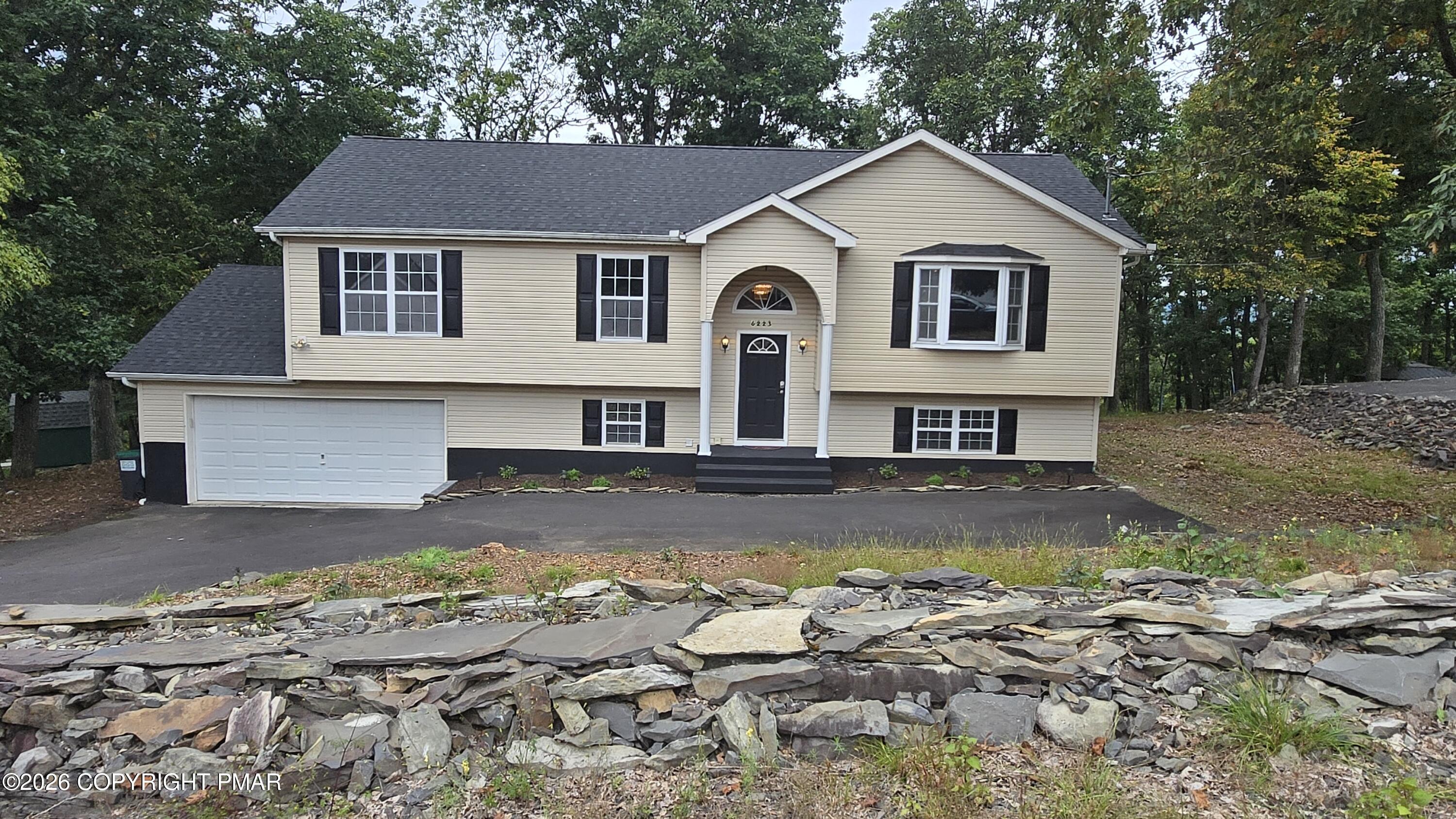6223 Blue Beech Drive Property Photo 1