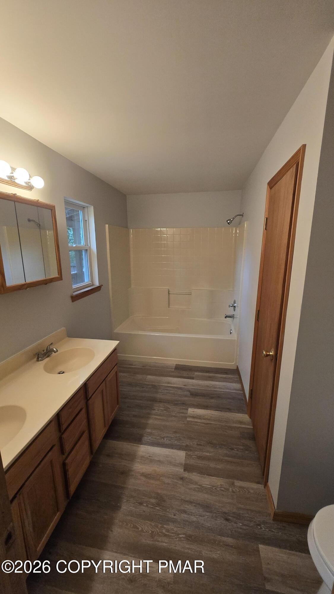 6223 Blue Beech Drive Property Photo 9