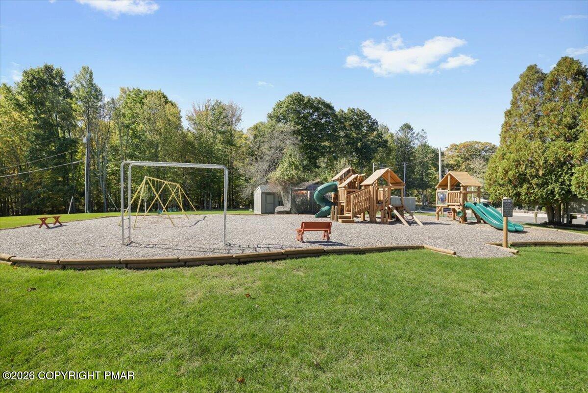 86 Windsor Road Property Photo 29