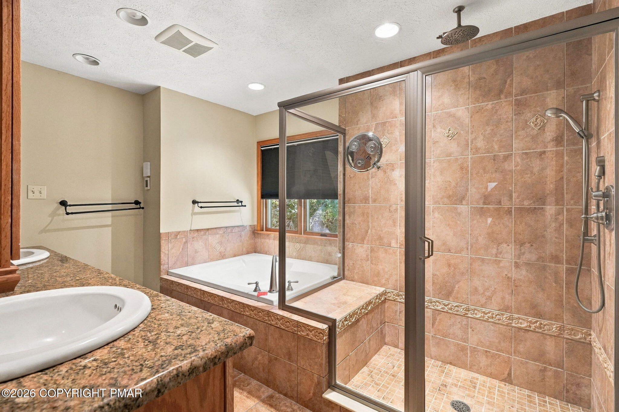 372 Brookside Drive Property Photo 20