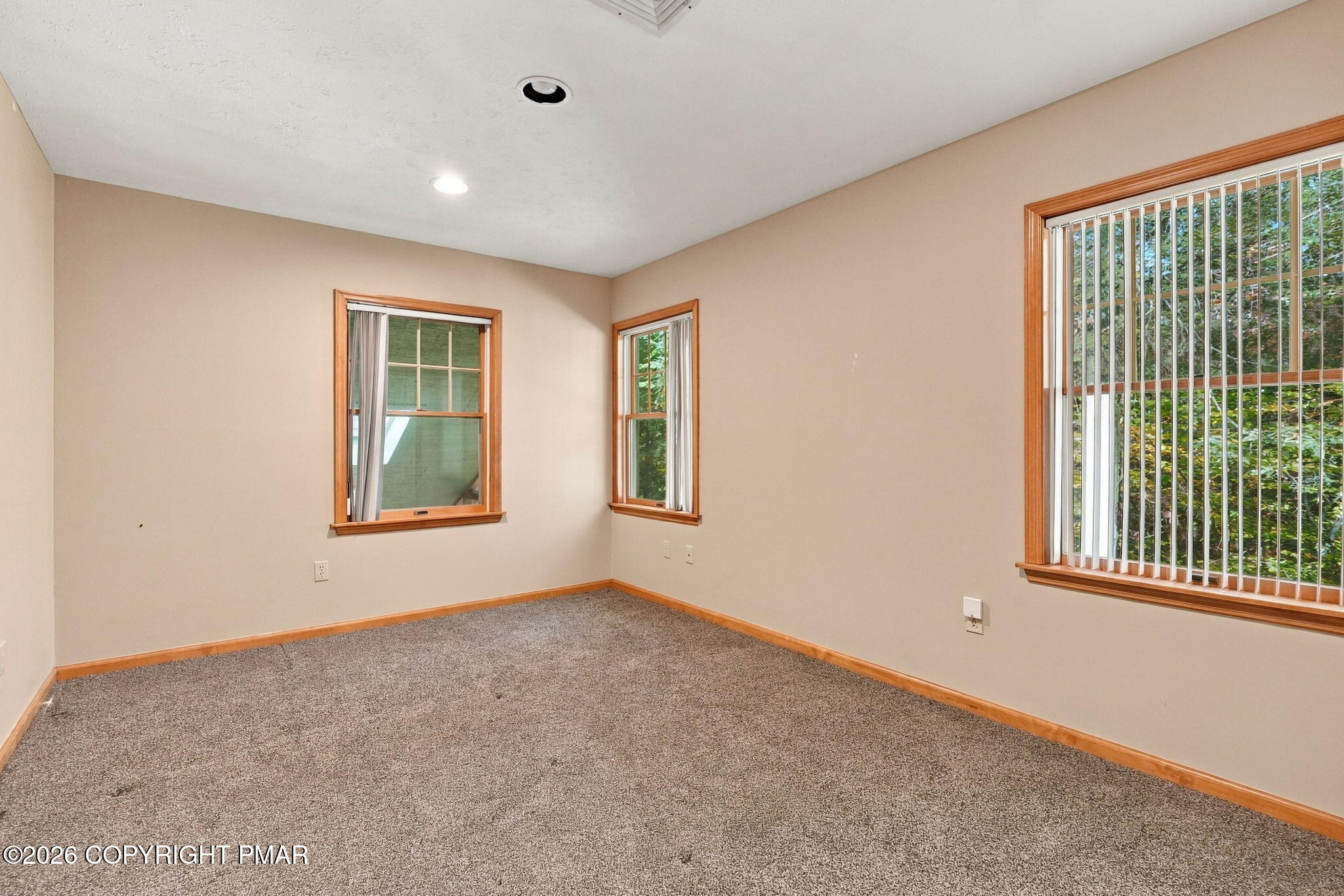 372 Brookside Drive Property Photo 48